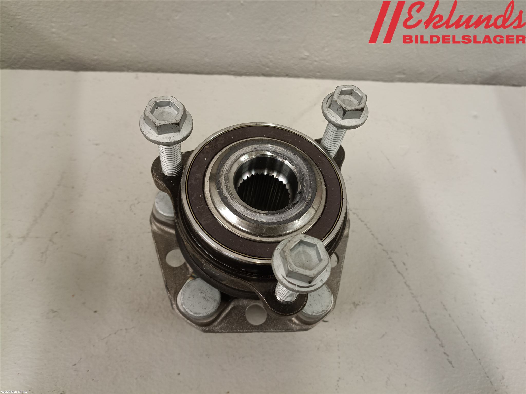 Tesla MODEL Y 21- Nav Bak