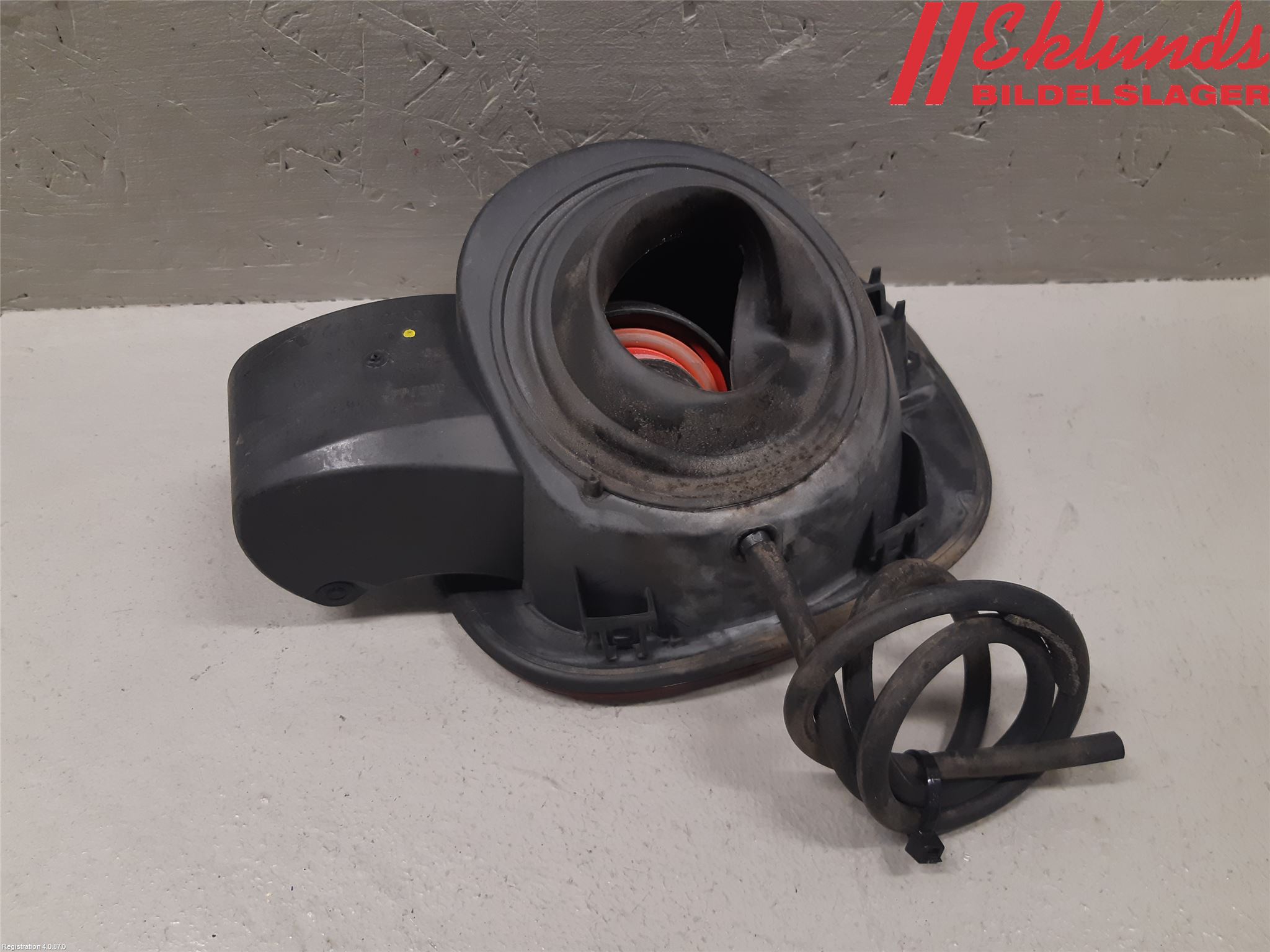 Volvo V60 11-13 Tanklucka