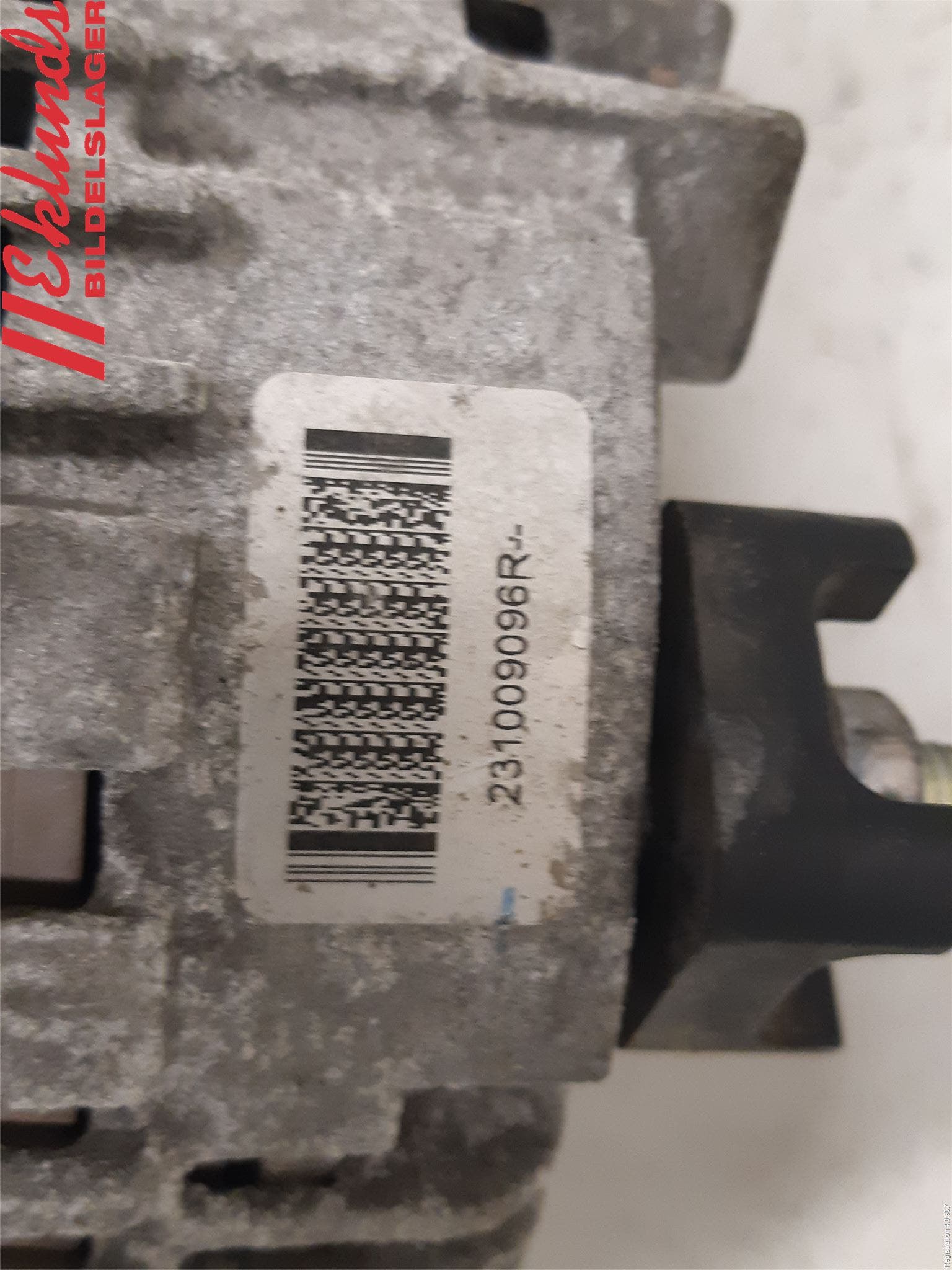 Opel VIVARO 15-19 Generator