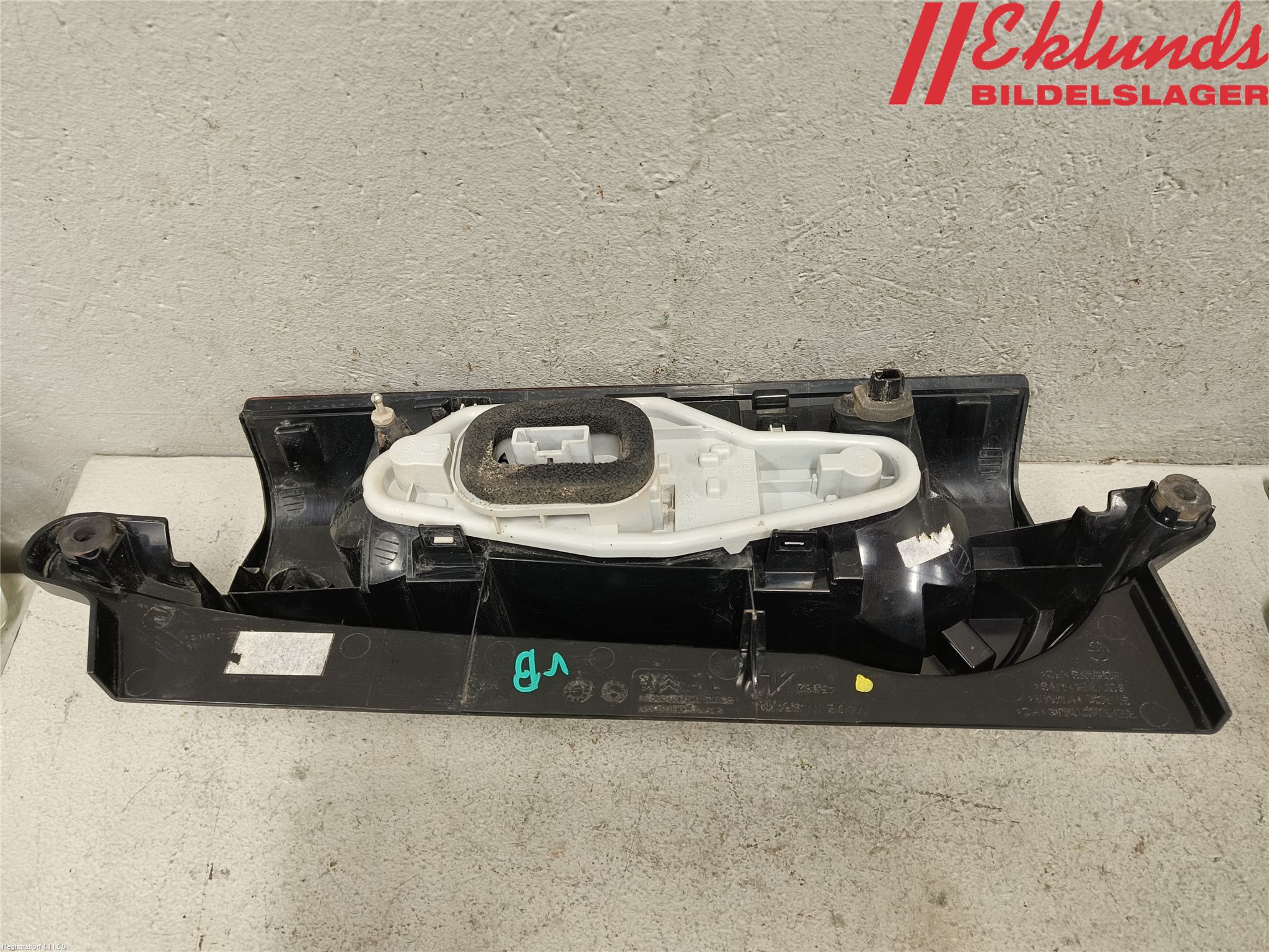 Peugeot PARTNER 08-15 Bakljus Vänster