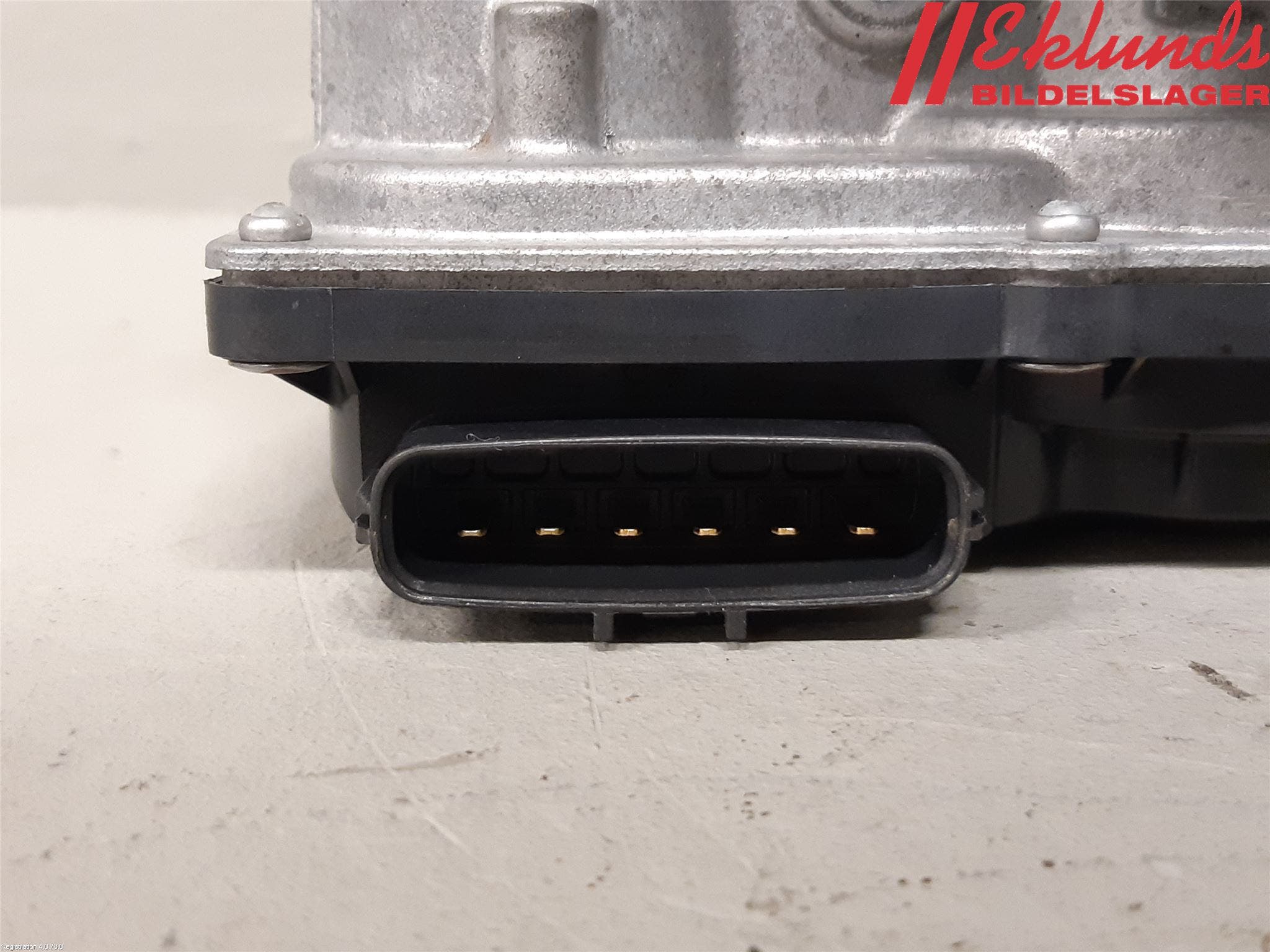 Toyota AURIS 13-19 Injspjällhus