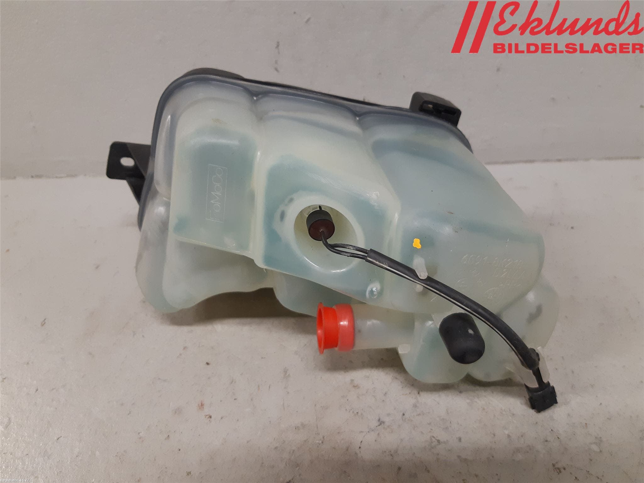 Volvo V70 08-13 Expansionstank