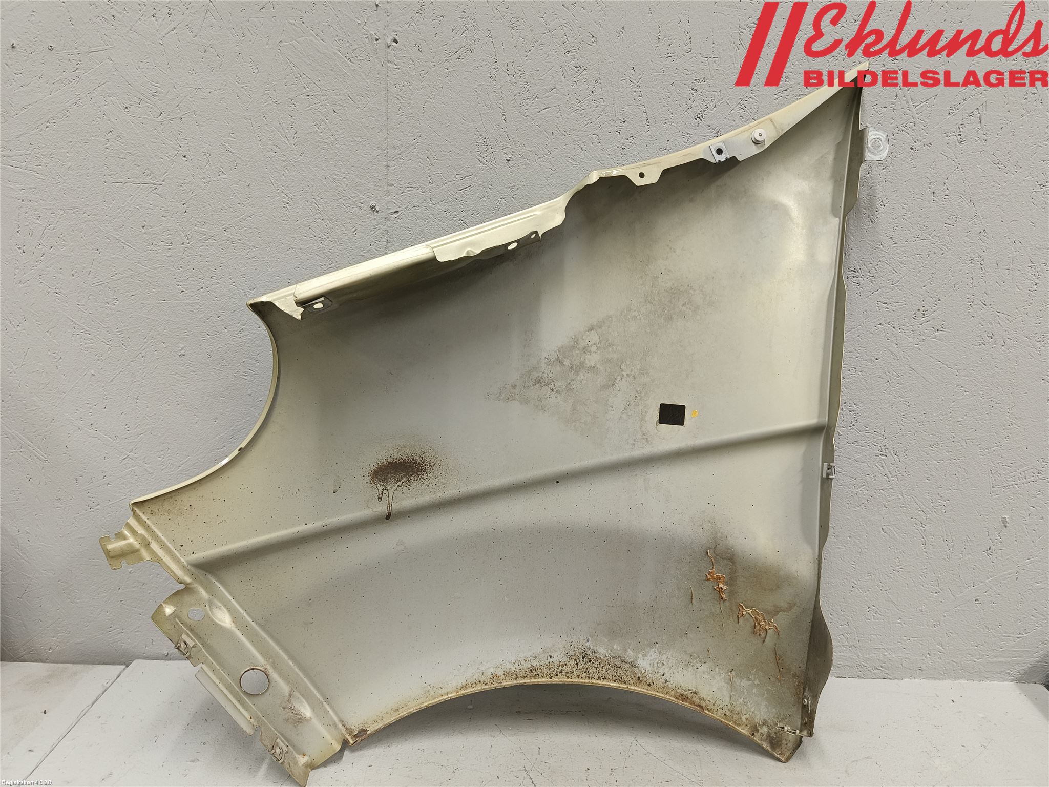 Opel VIVARO 01-14 Skärm Fram Höger