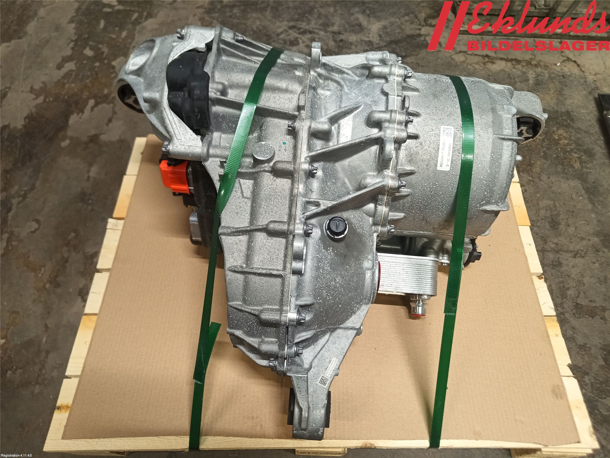 Tesla MODEL Y 21- Motor Elektrisk Bak