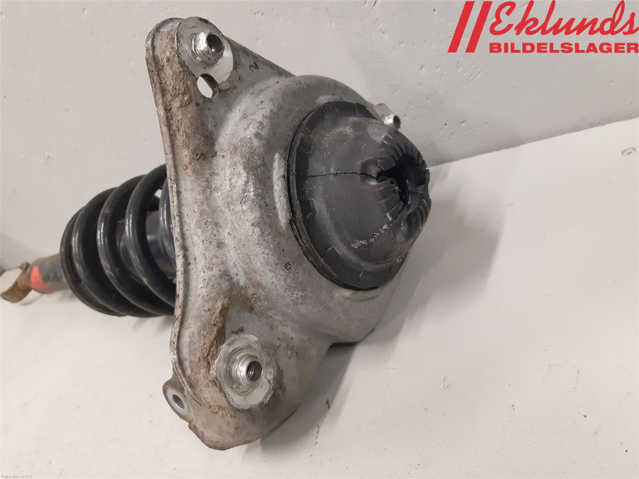 Audi A6/S6     05-11 Fjäderben Fram Vänster