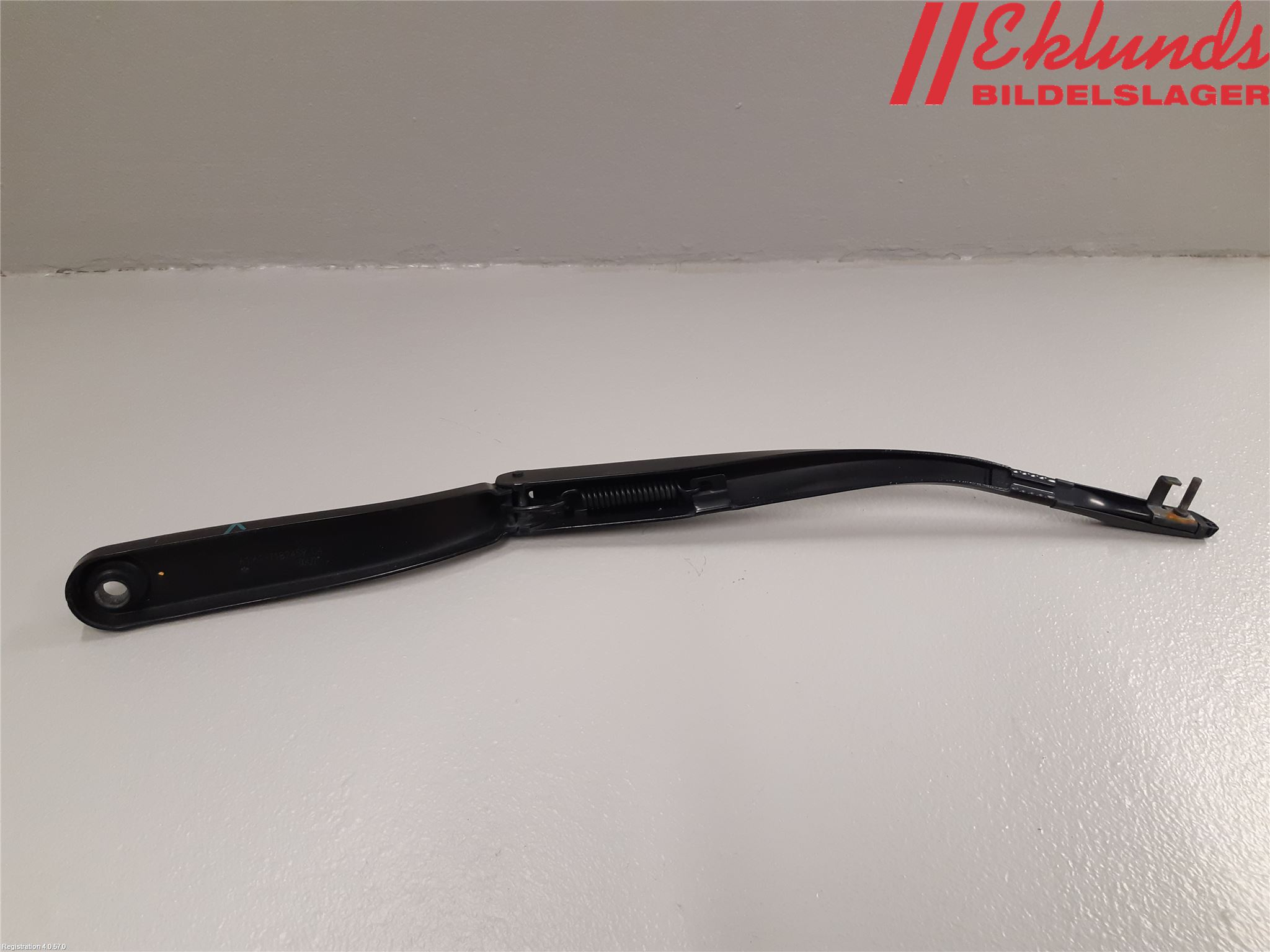 BMW 5 F10/F11/F18 09-17 Torkararm Armar Vindruta
