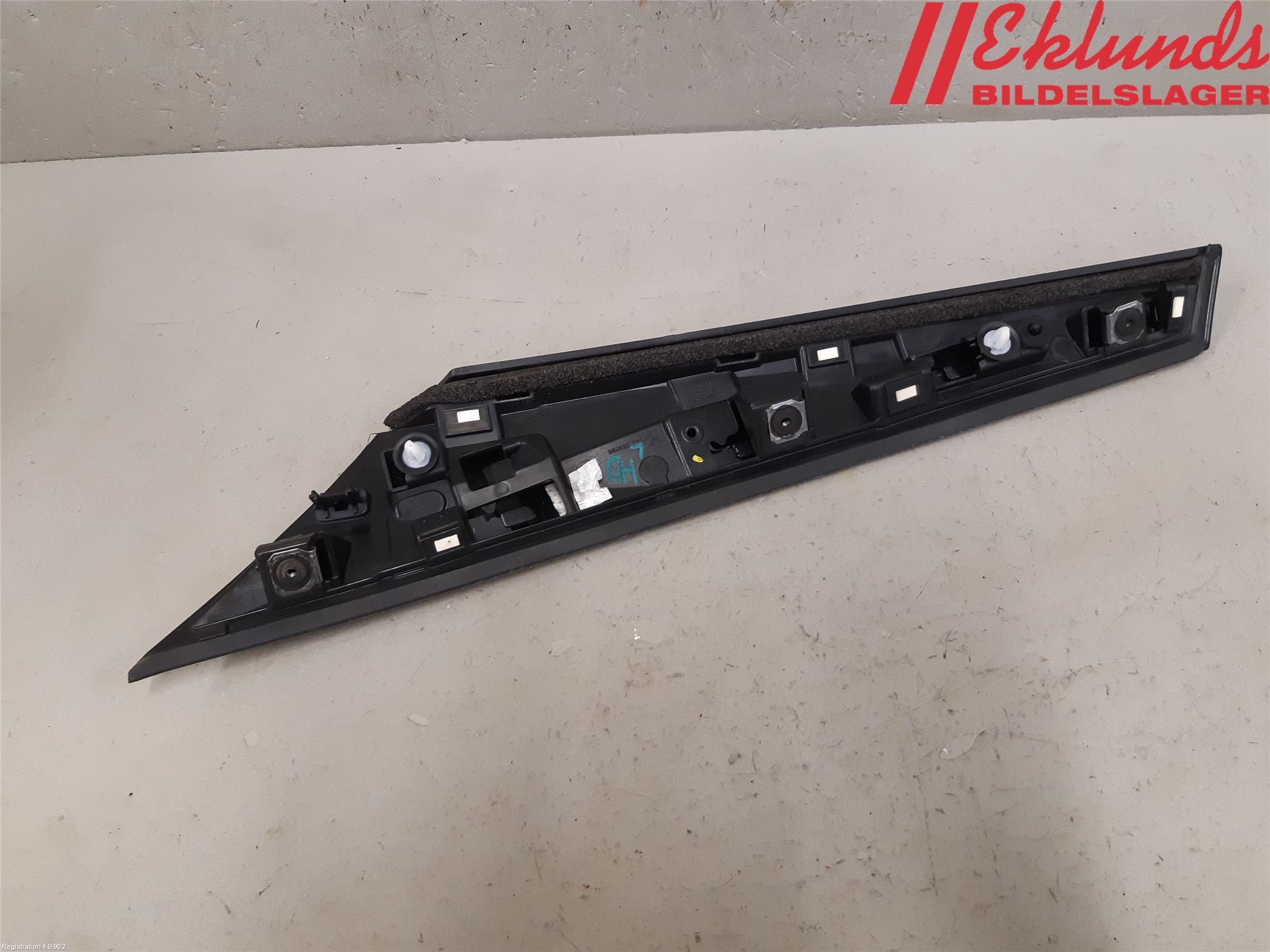 Peugeot 2008/E-2008 20- Spoiler Baklucka