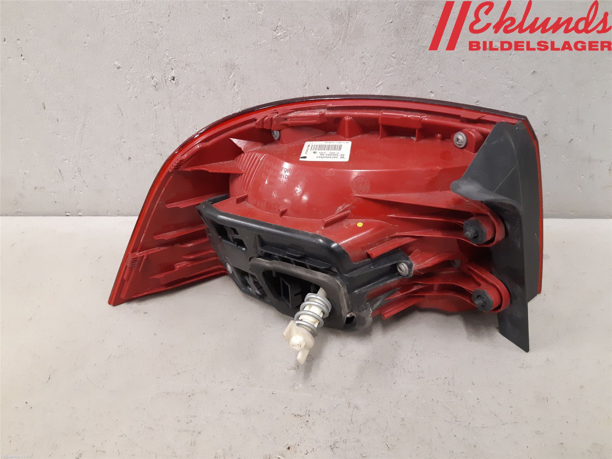 Volkswagen VW PASSAT 11-14 Bakljus Höger