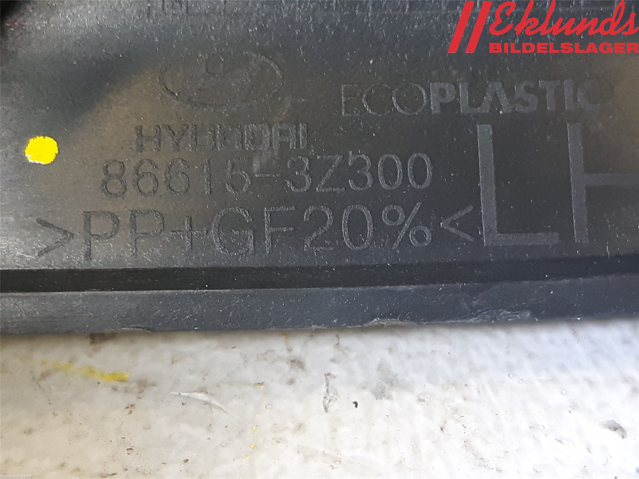 Hyundai i40 08-15 Stötfångarfäste Bak Vä