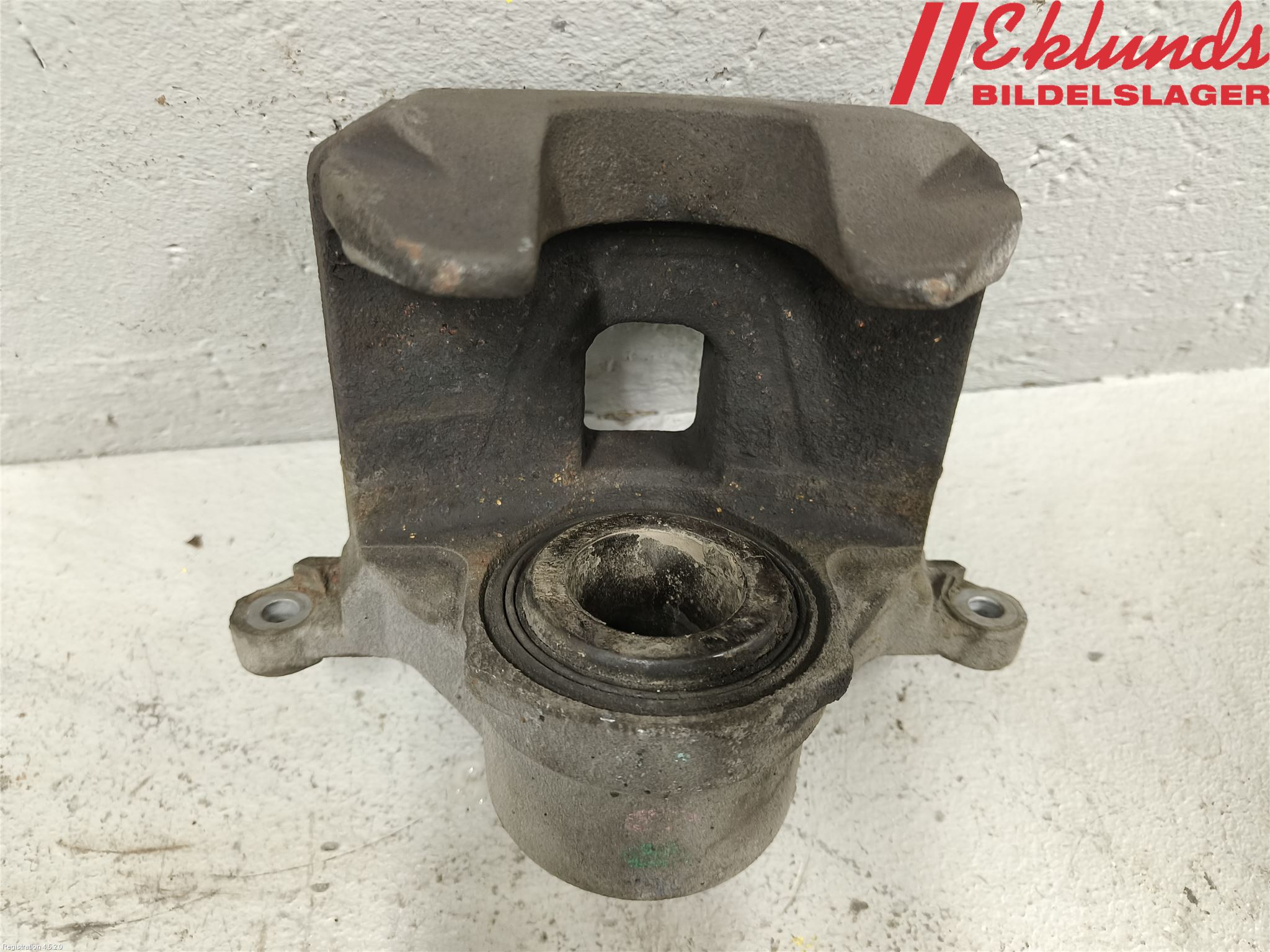 Opel INSIGNIA 17- Bromsok Fram Höger