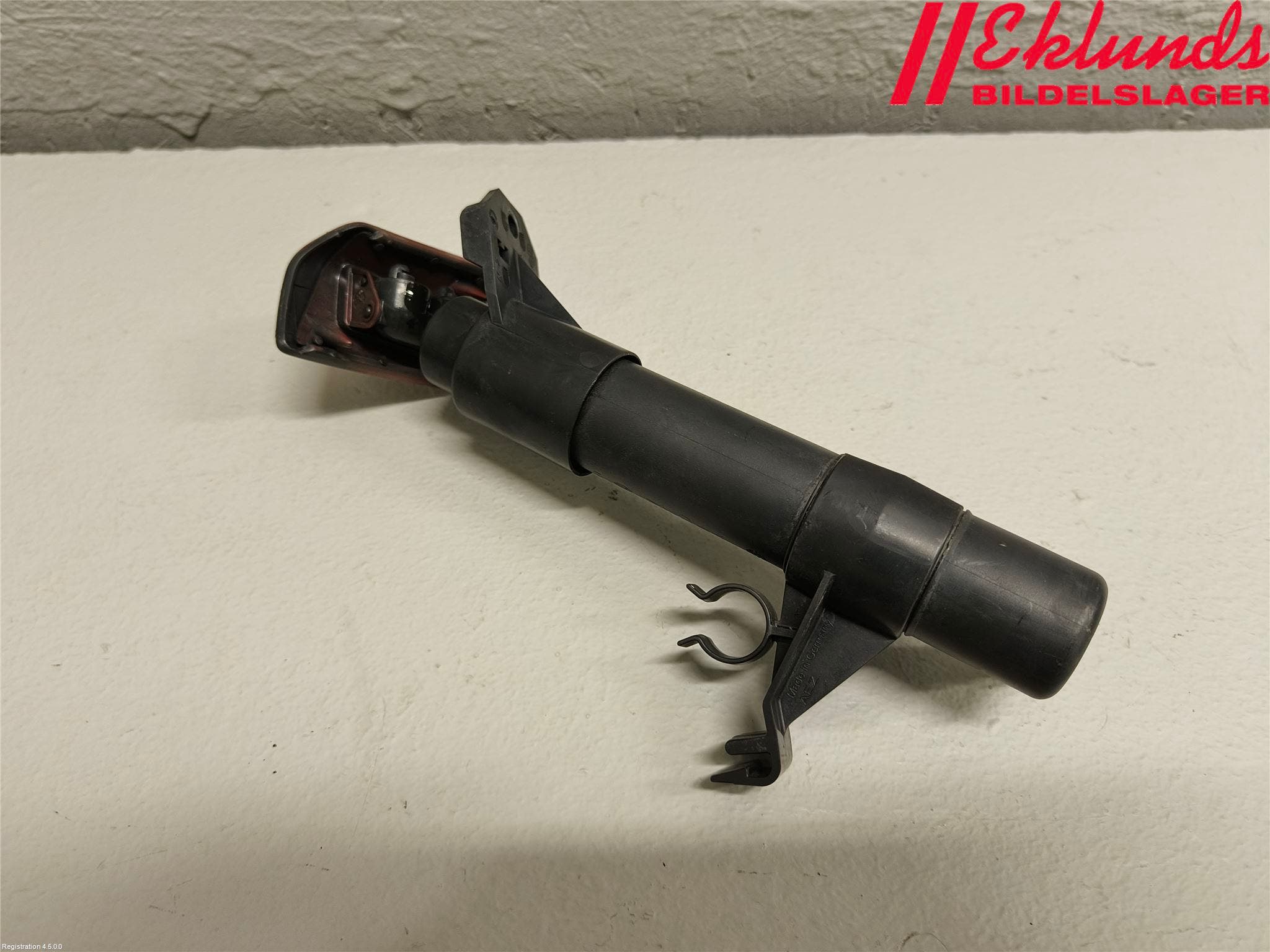 Volkswagen VW GOLF V 04-09 Spolarmunstycke Strålkastare