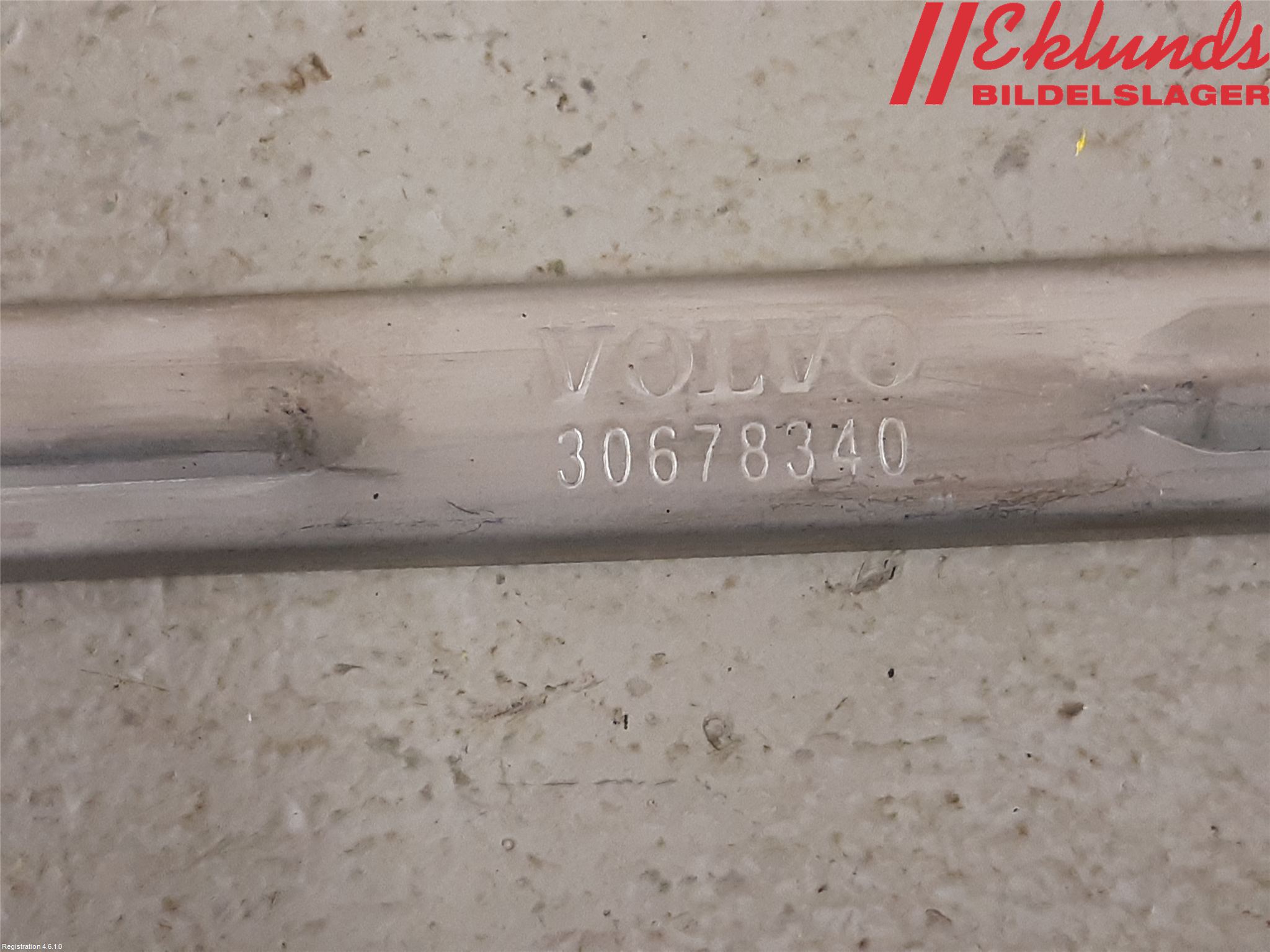 Volvo XC70 08-13 Strålkastare