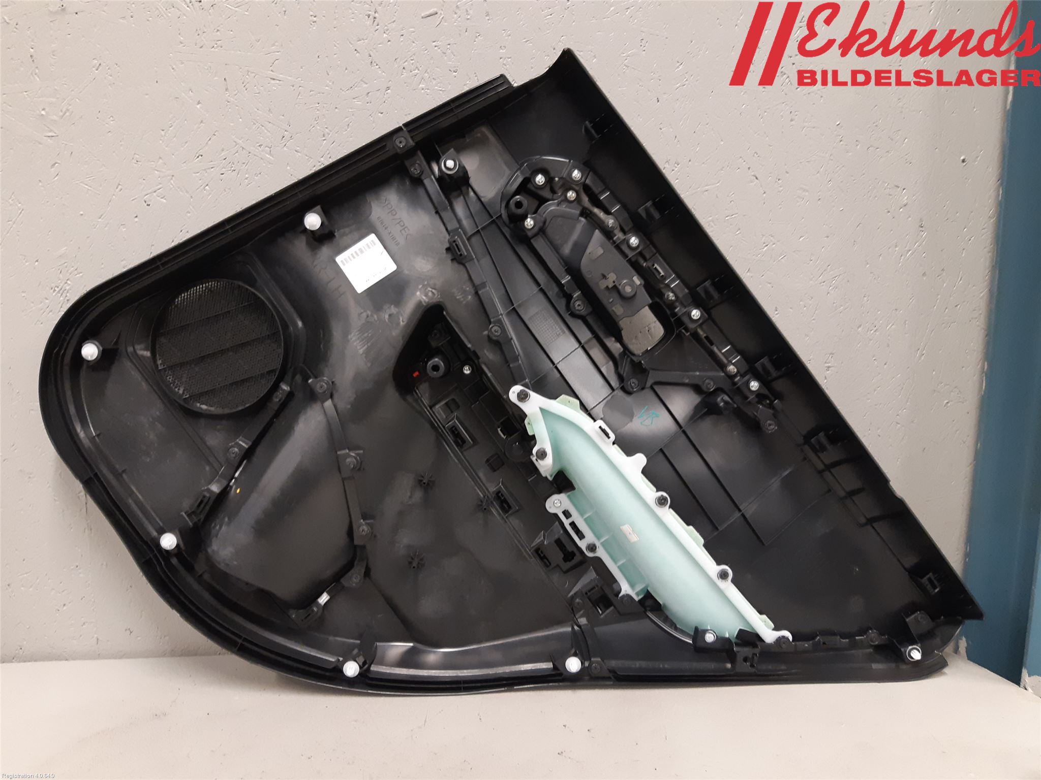 Toyota RAV4 19- Dörrklädsel Vä