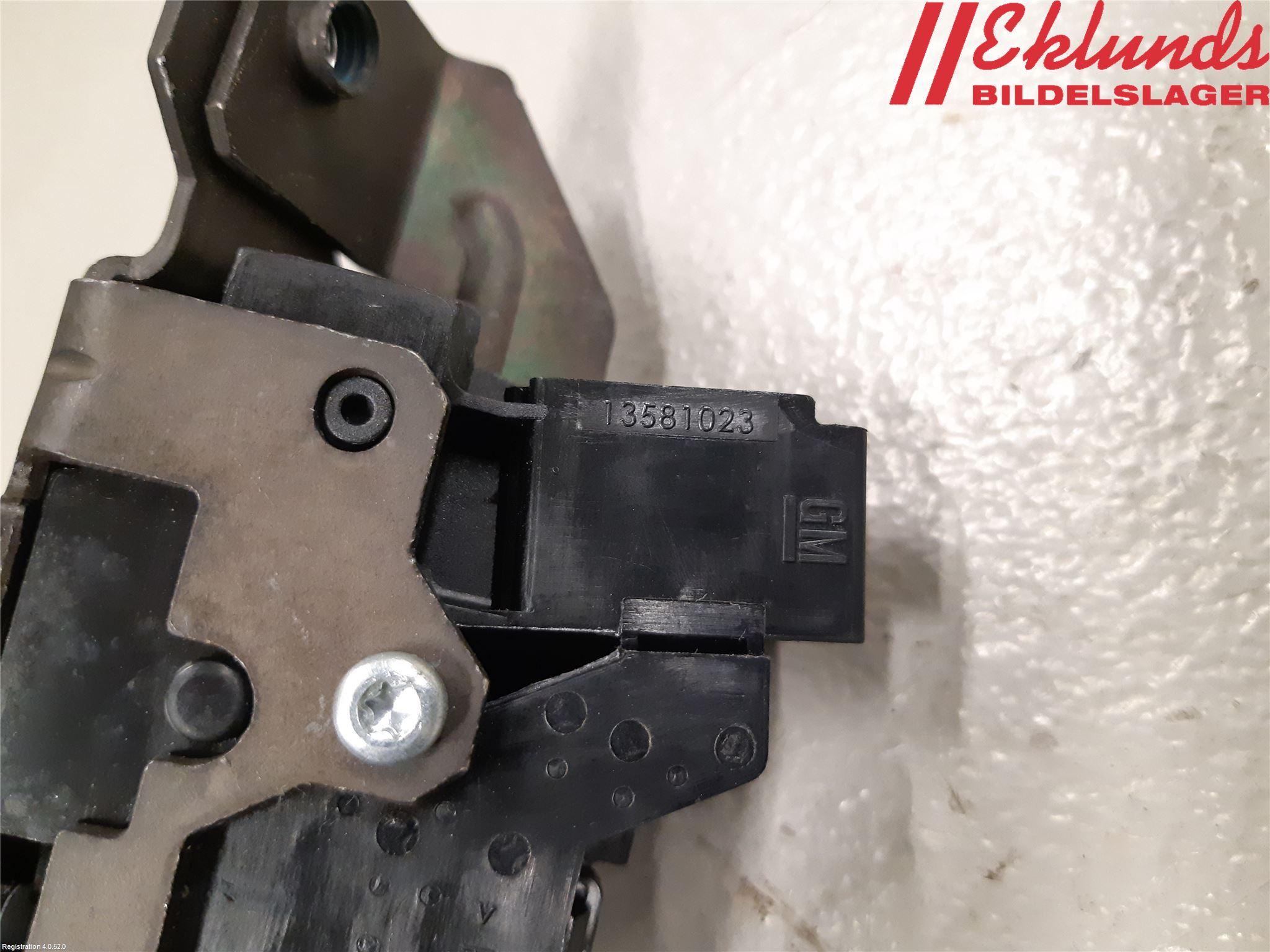 Opel ASTRA J 10-15 Låskista Baklucka