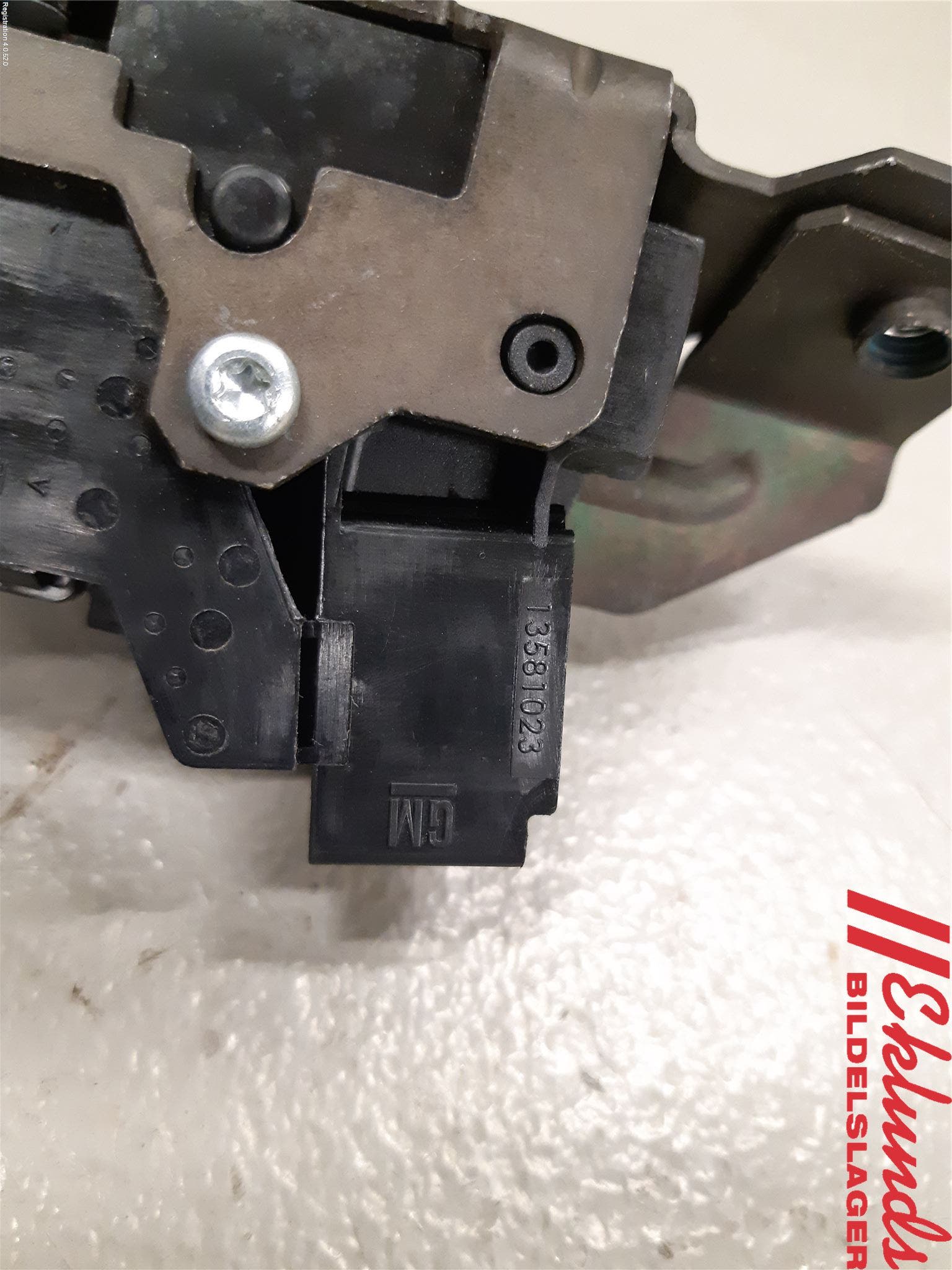 Opel ASTRA J 10-15 Låskista Baklucka