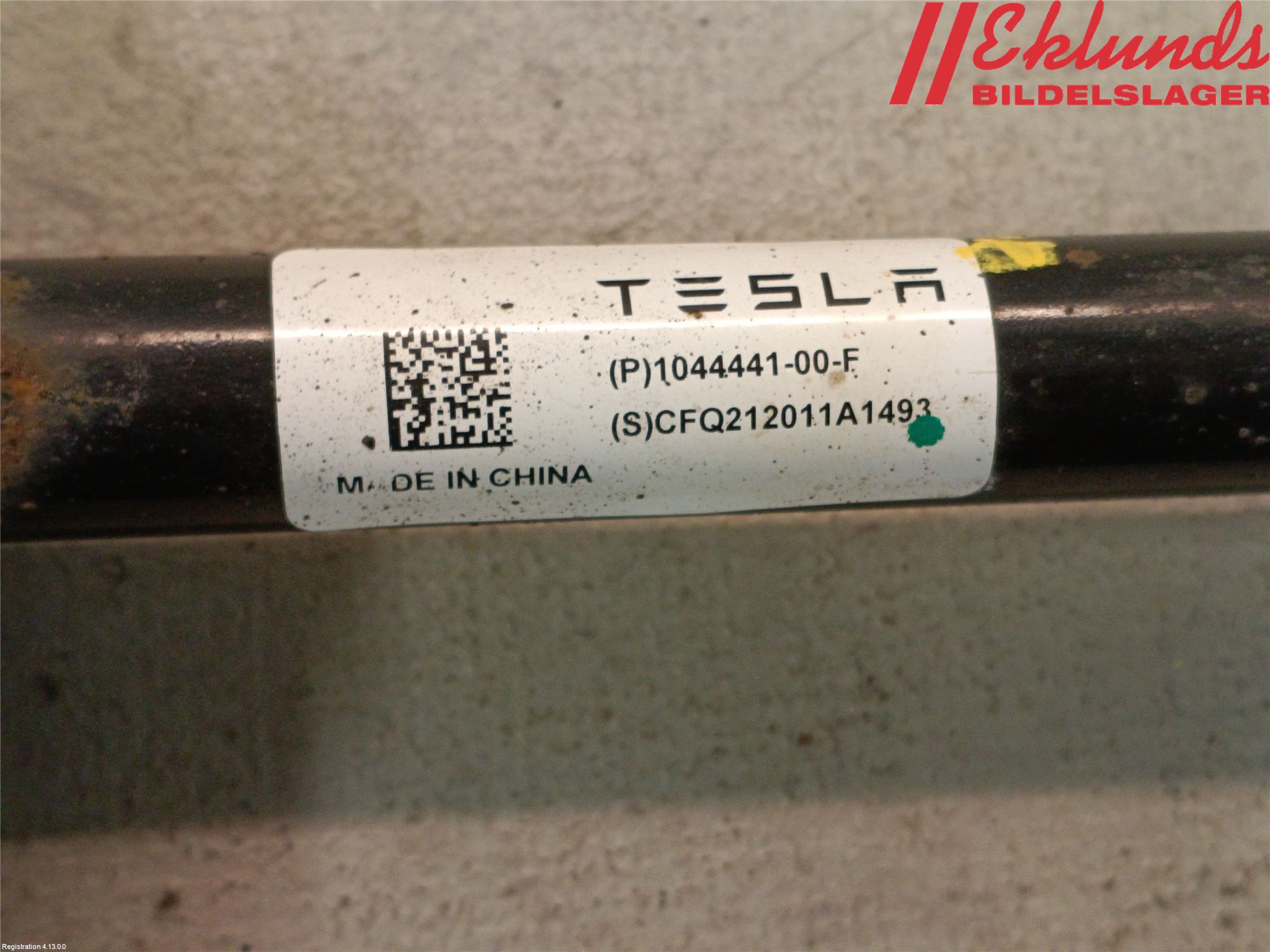 Tesla MODEL 3 17- Bärarm Bak Höger