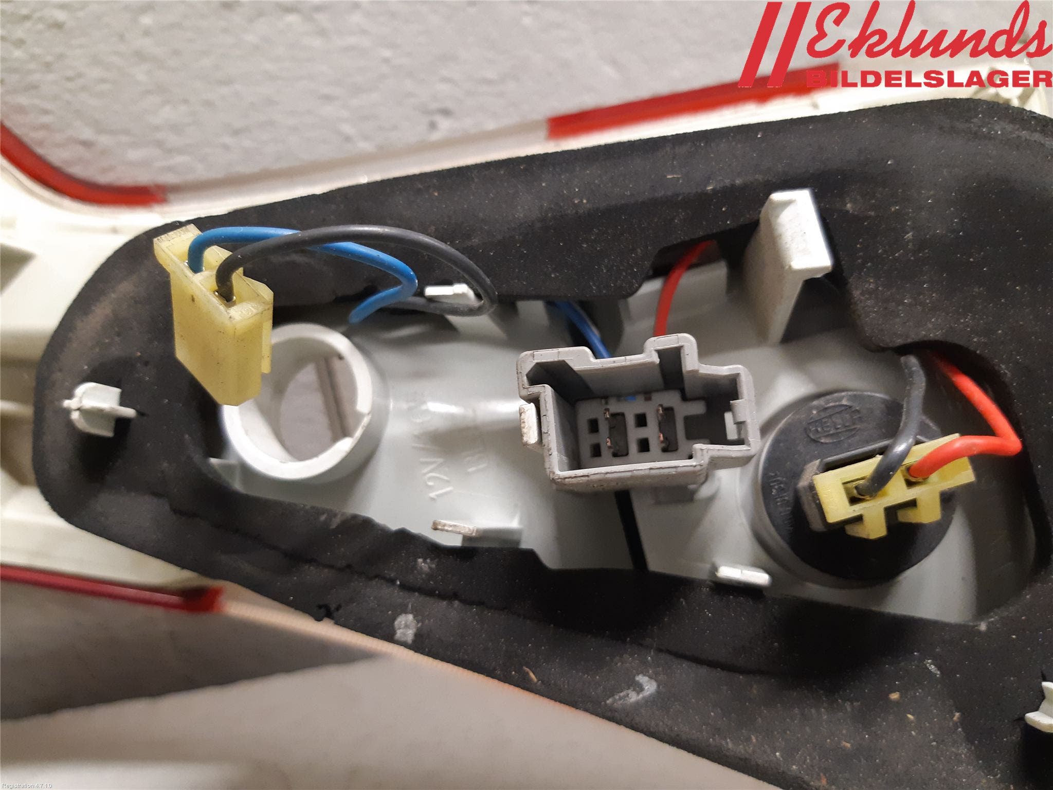 Volvo V70 14-16 Bakljus Lucka Vä