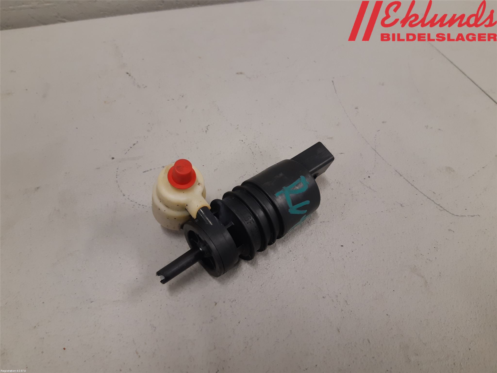 Opel ASTRA J 10-15 Spolarpump Vindruta