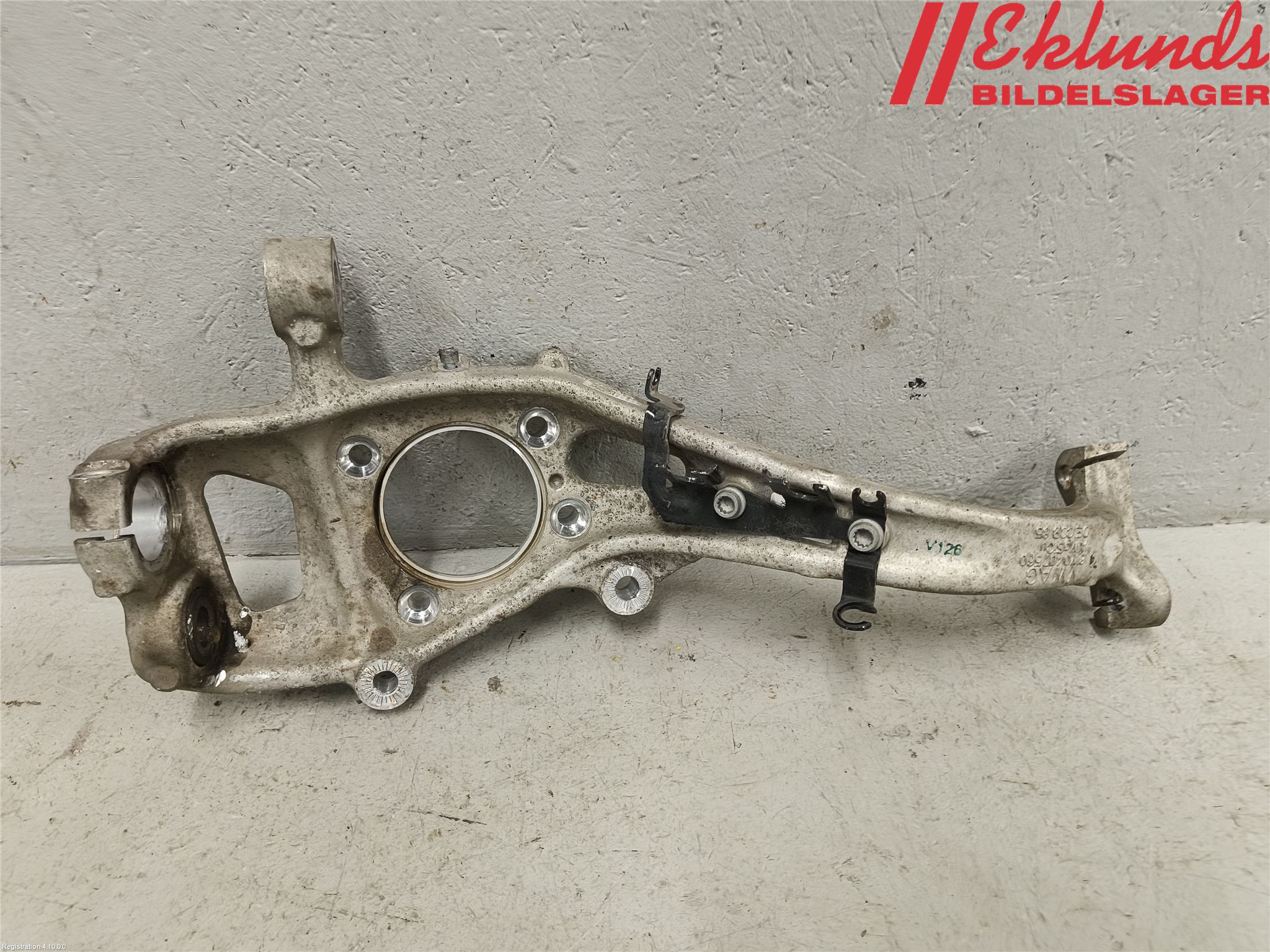 Audi A4/S4 B9 20- Styrspindel Lagerhus Hö