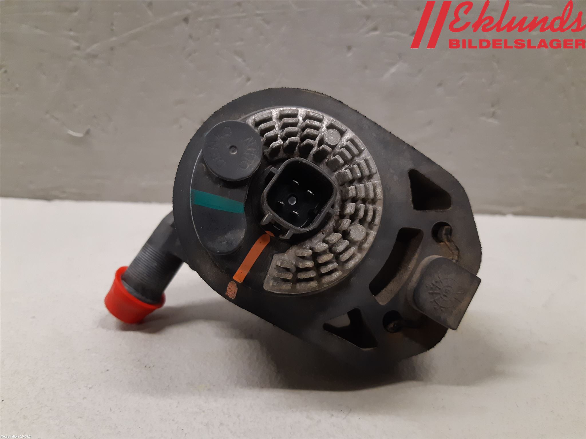 Tesla MODEL S 13- Vattenpump