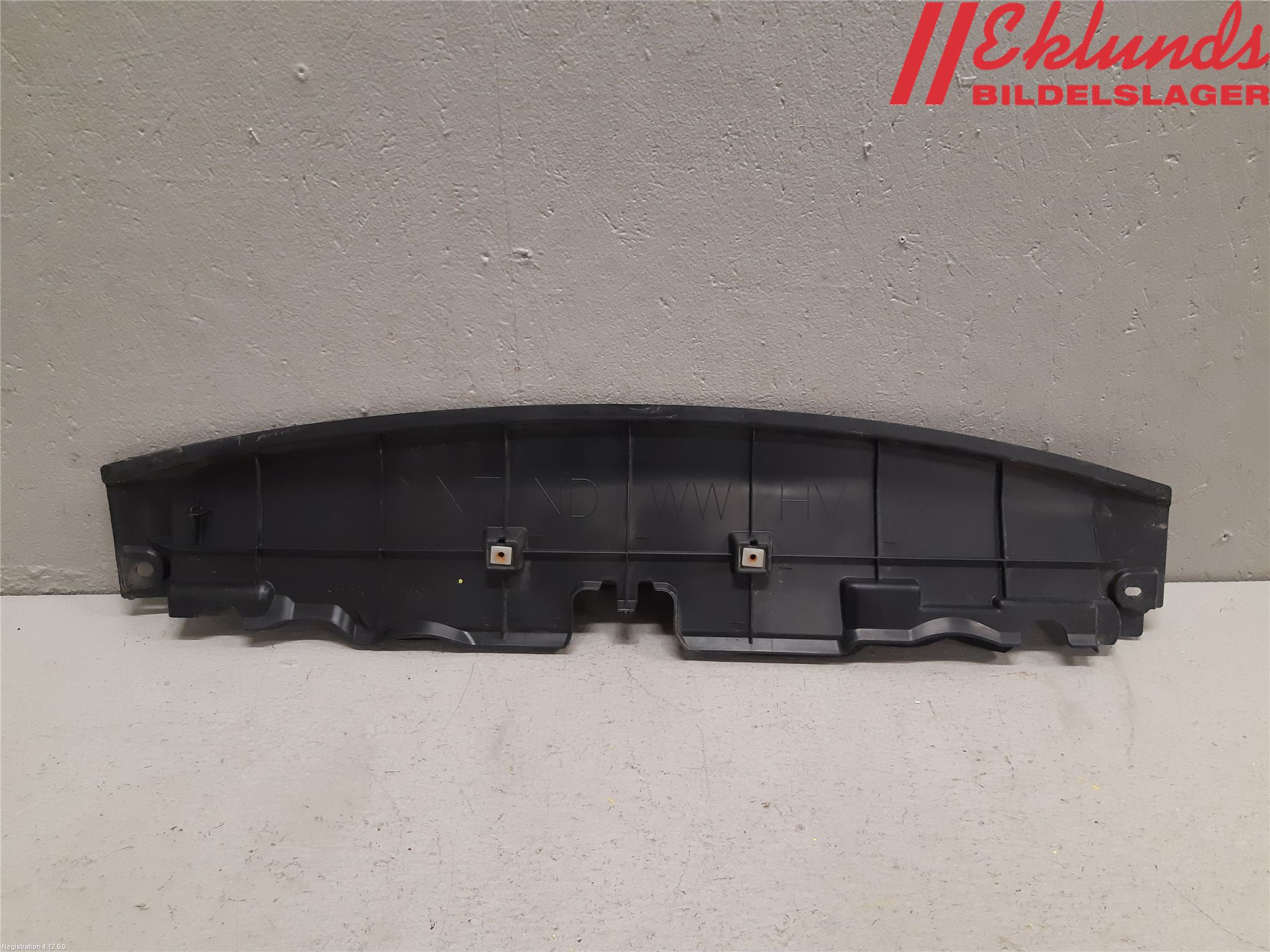 Toyota AURIS 13-19 Deflektor Plåt-Plast Kylning