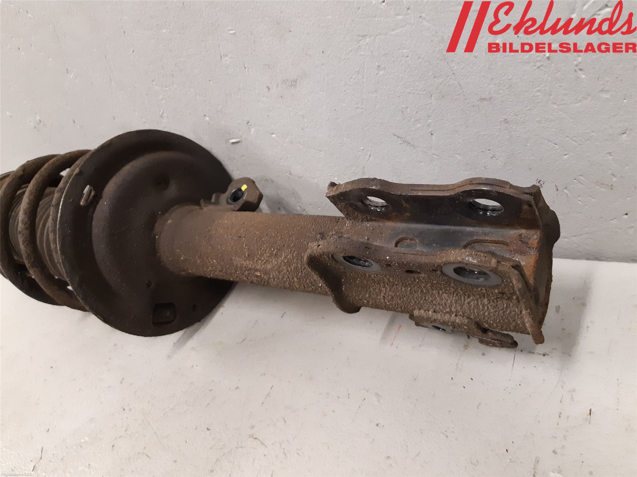Toyota YARIS XP130 15-20 Fjäderben Fram Höger