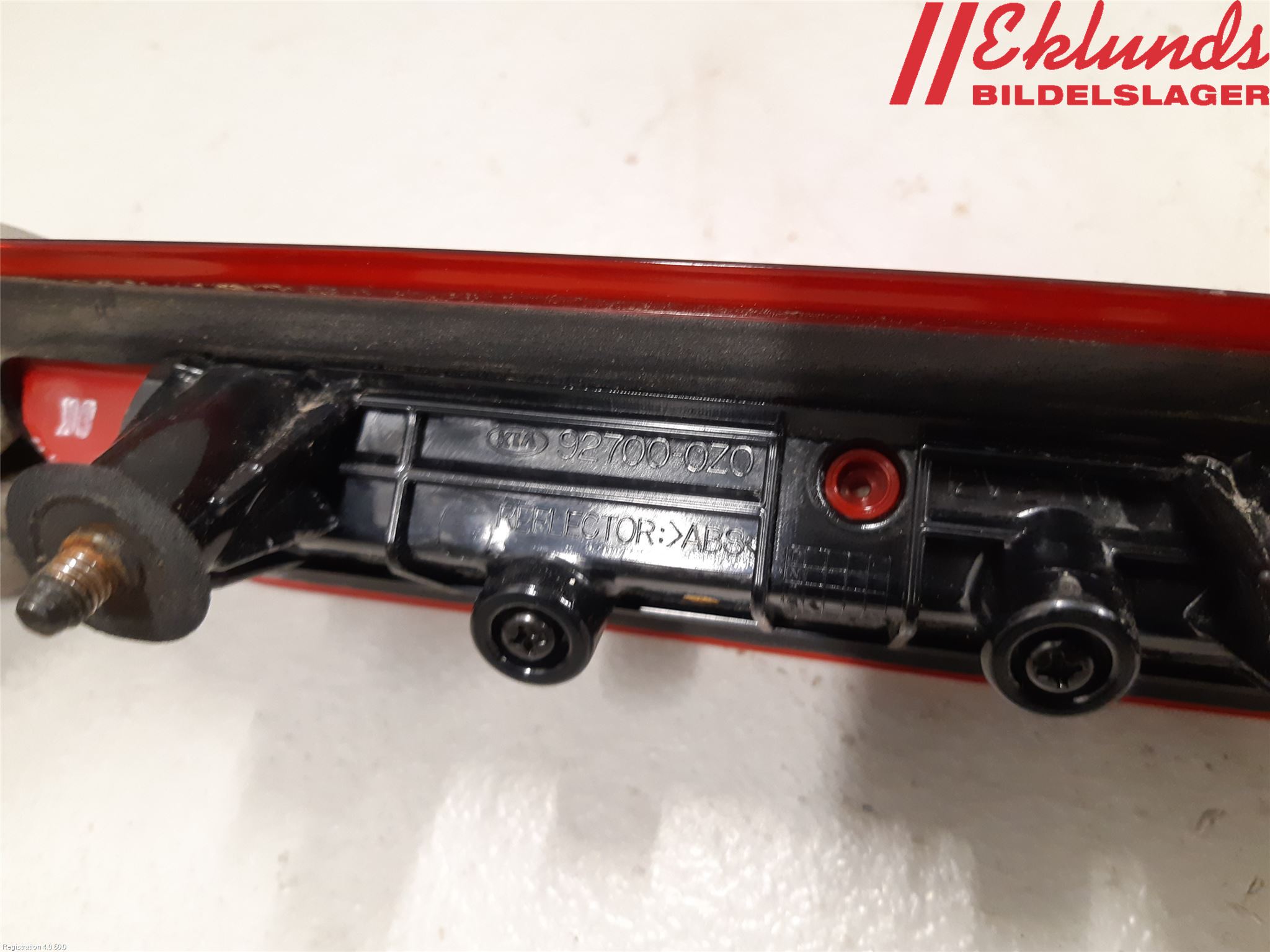 Kia SPORTAGE (JE) 05-10 Bromsljus Bakruta