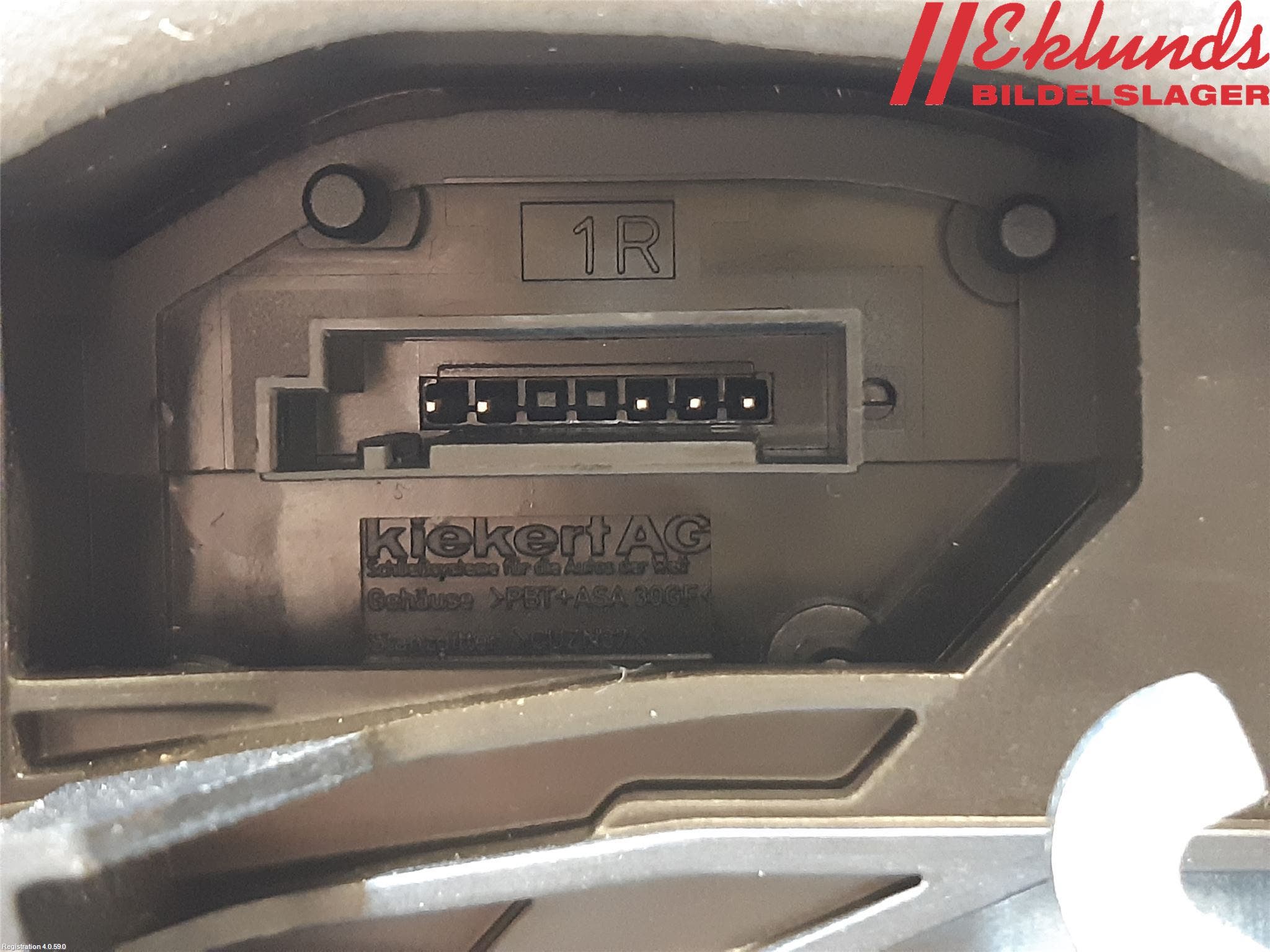 BMW 1 F20/F21 11-19 Låskista-Dörrlås