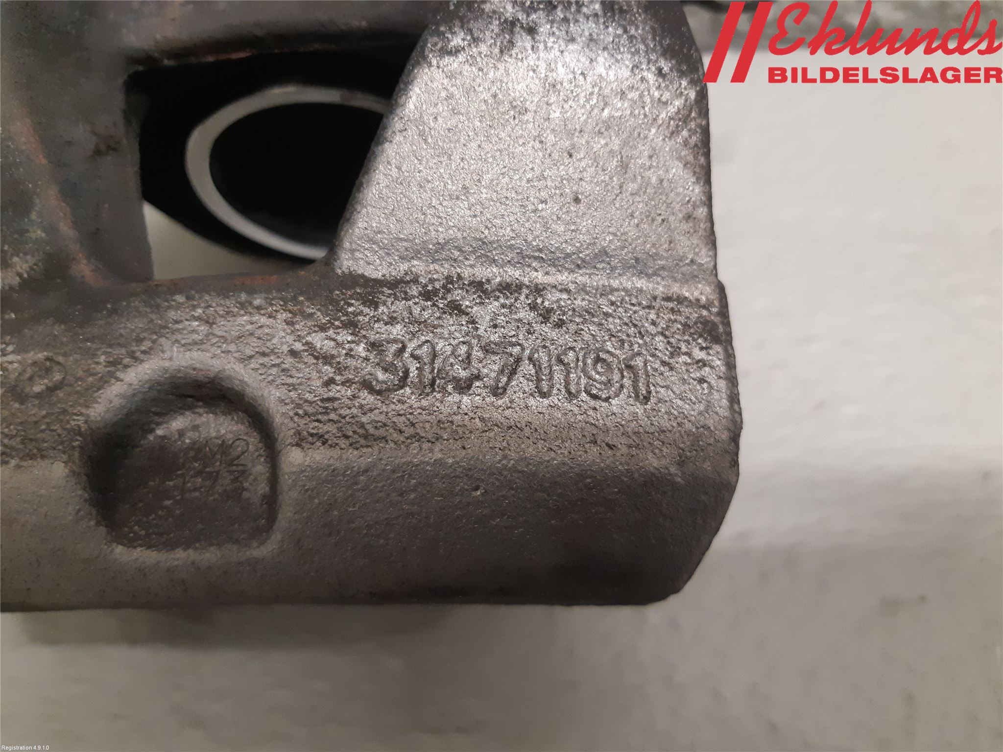 Volvo XC40/RECHARGE 18- Bromsok Fram Vänster