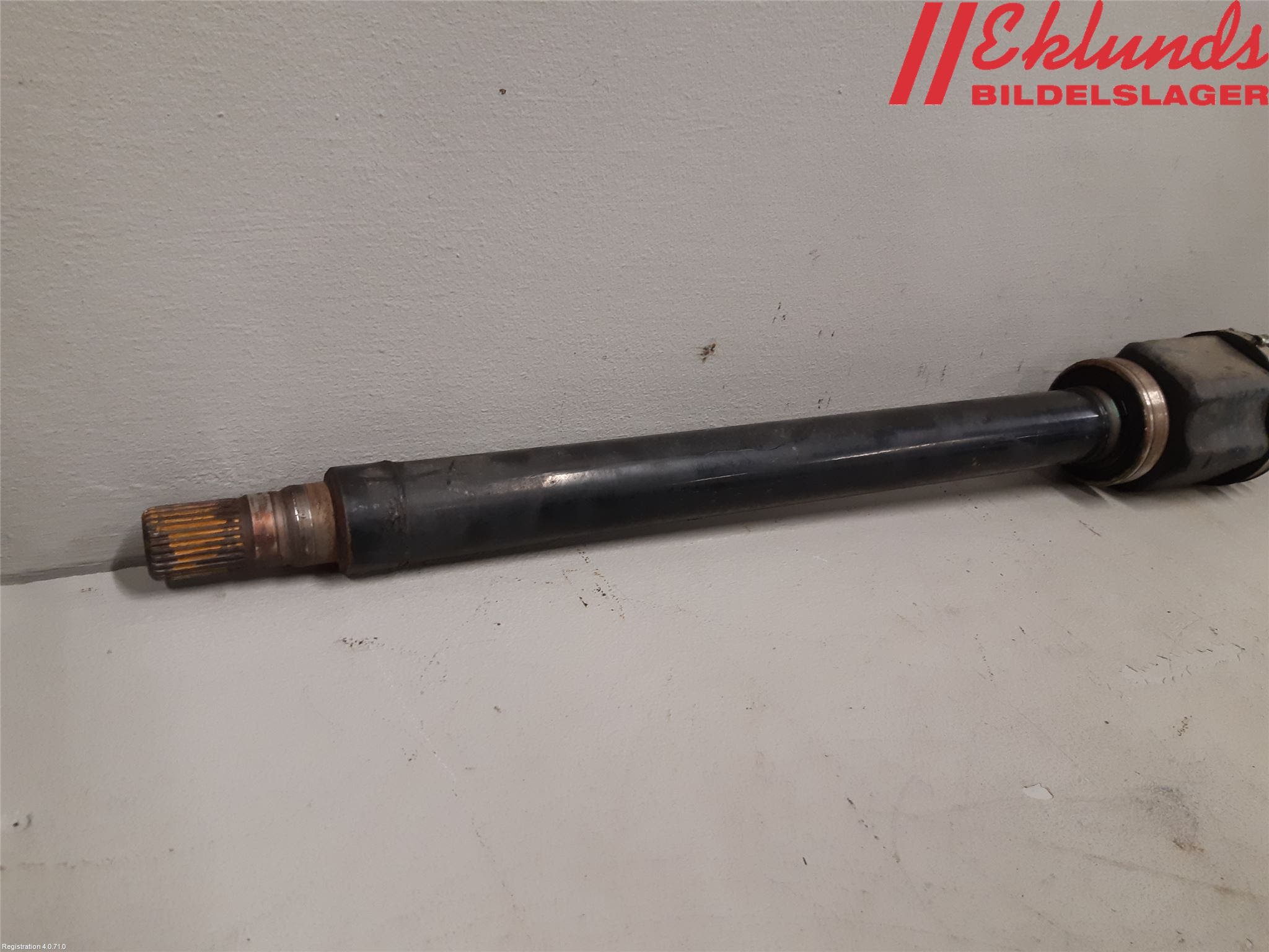 Volvo V70 08-13 Drivaxel Fram Höger