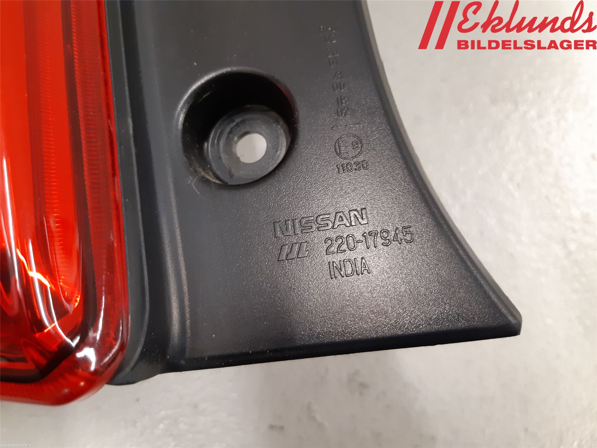 Nissan MICRA 11-16 Bakljus Vänster