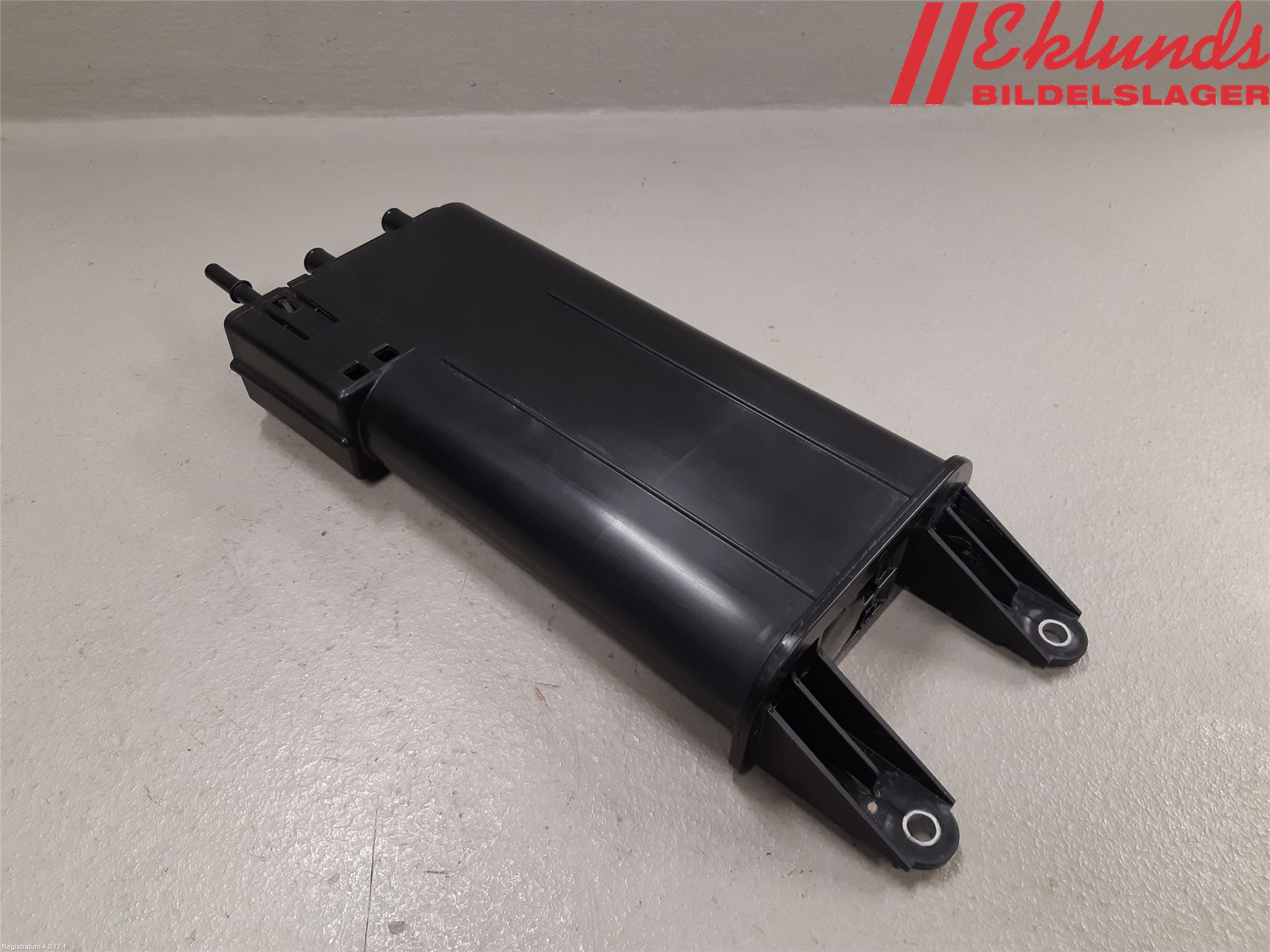 Toyota RAV4 19- Bränsle Kolkanister