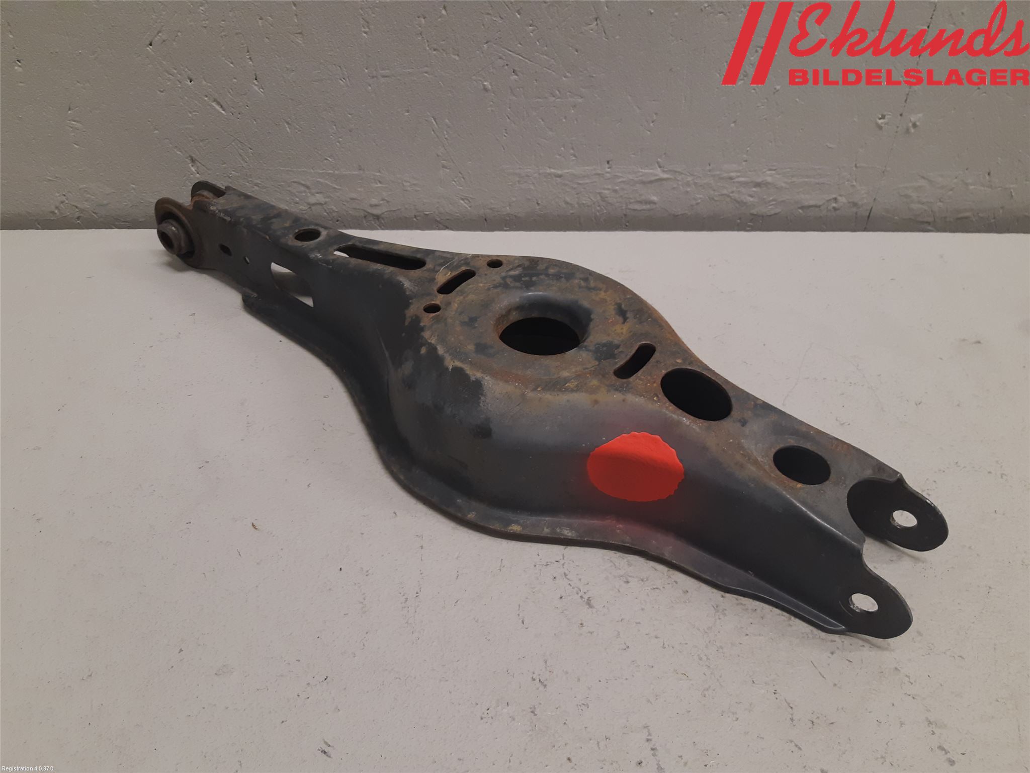 Toyota COROLLA 19- Bärarm Bak Vänster