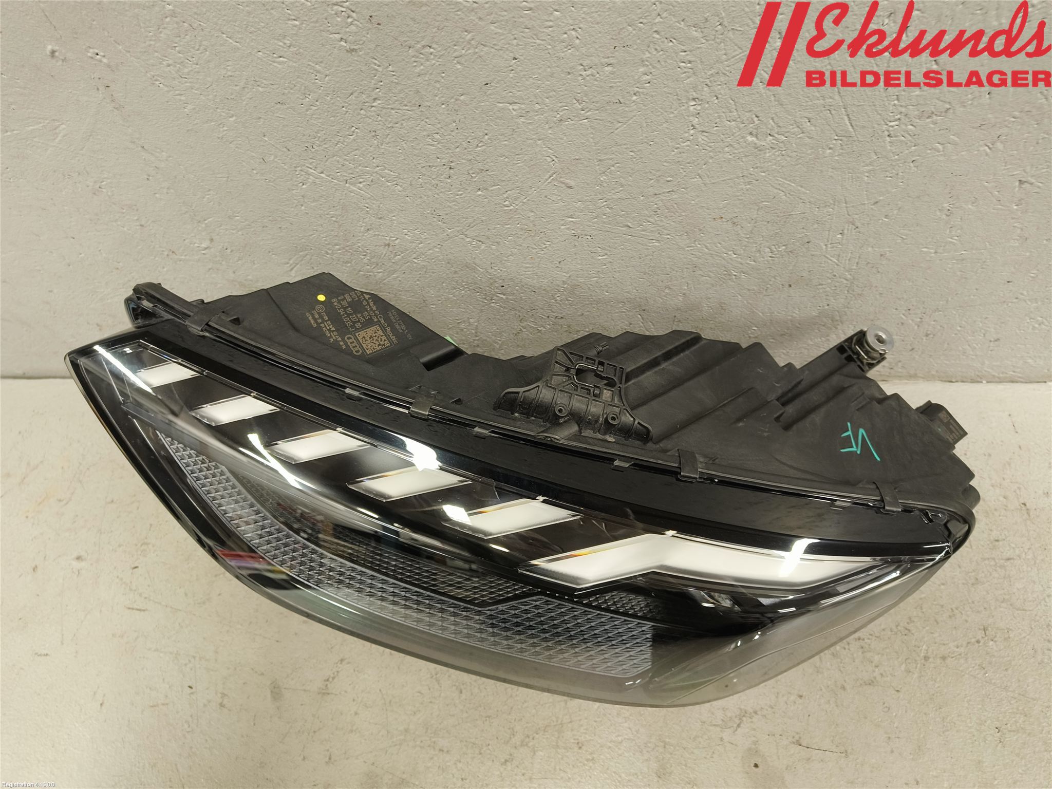 Audi A4/S4 B9 20- Strålkastare Vänster