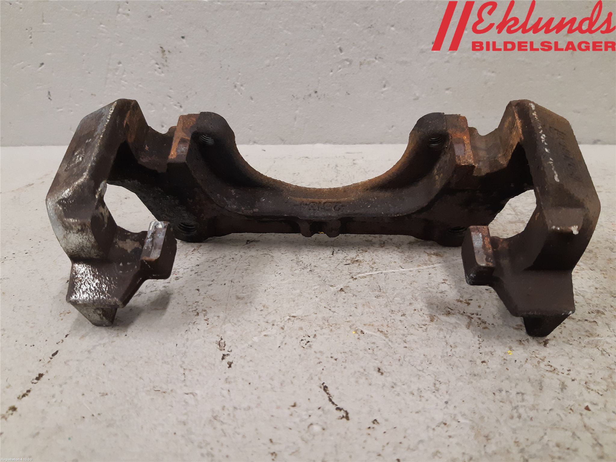 Ford FOCUS 19- Bromsokshållare