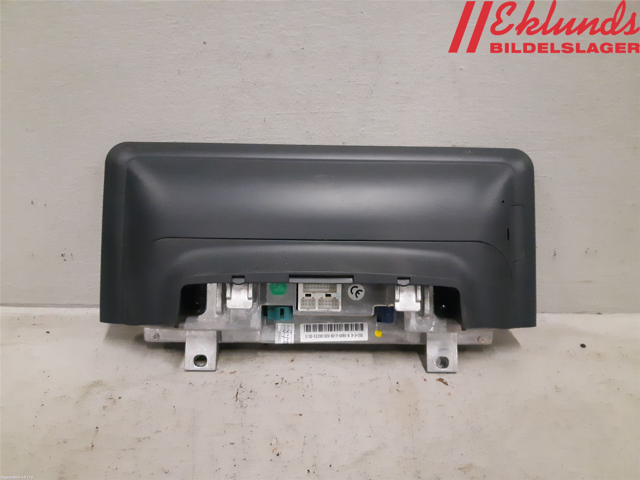 BMW 3 F30/F31/F80 12-19 Kontrolldisplay