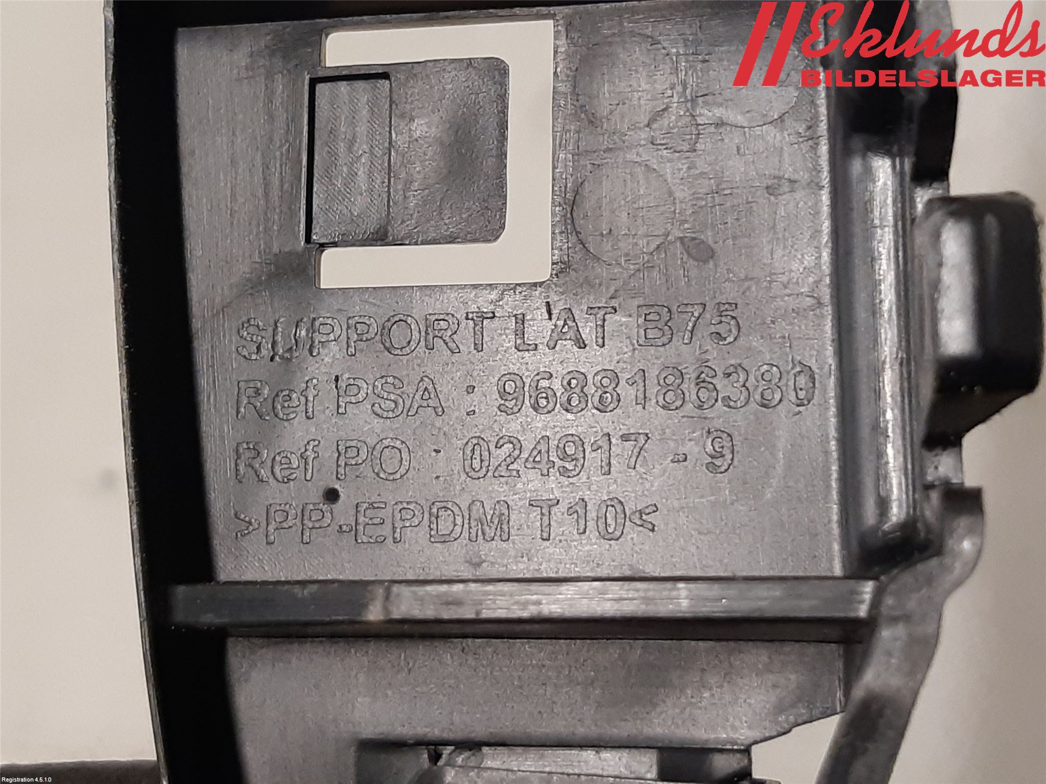 Citroen DS 4 CROSSBACK 16-18 Stötfångarfäste Fram Vä