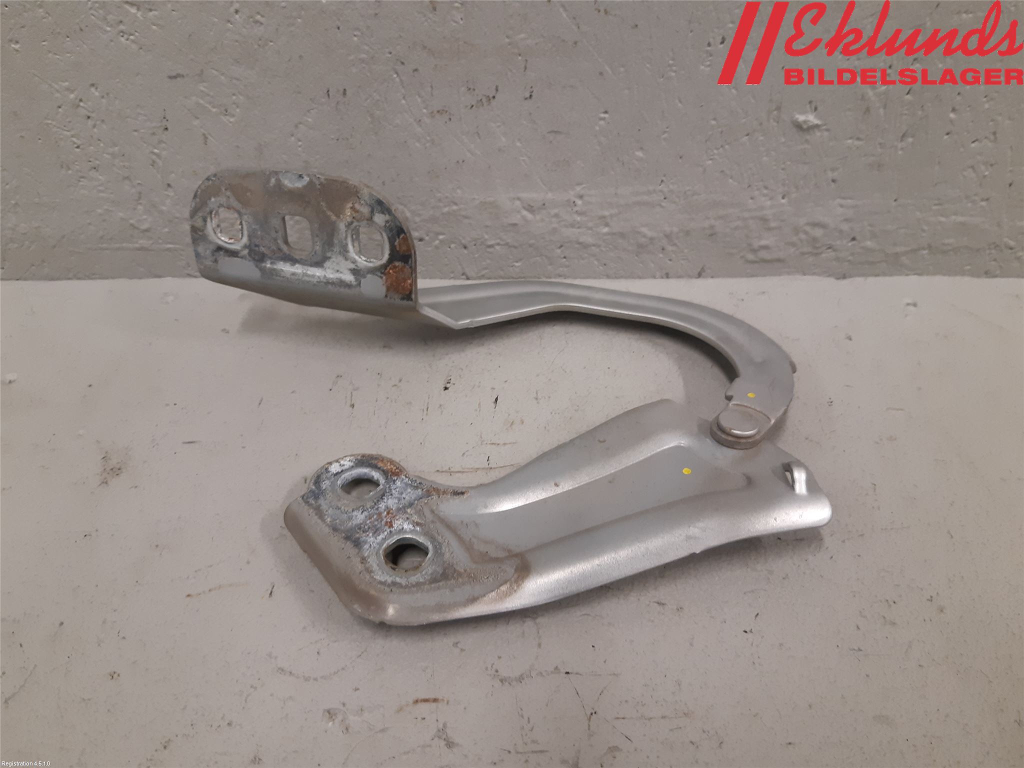 Ford FOCUS 11-14 Huvgångjärn