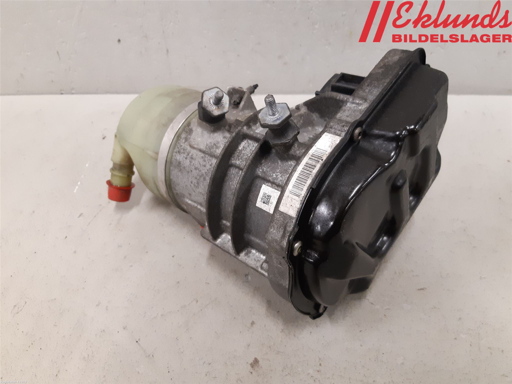 Volvo V60 11-13 Styrservo Pump Elektrisk