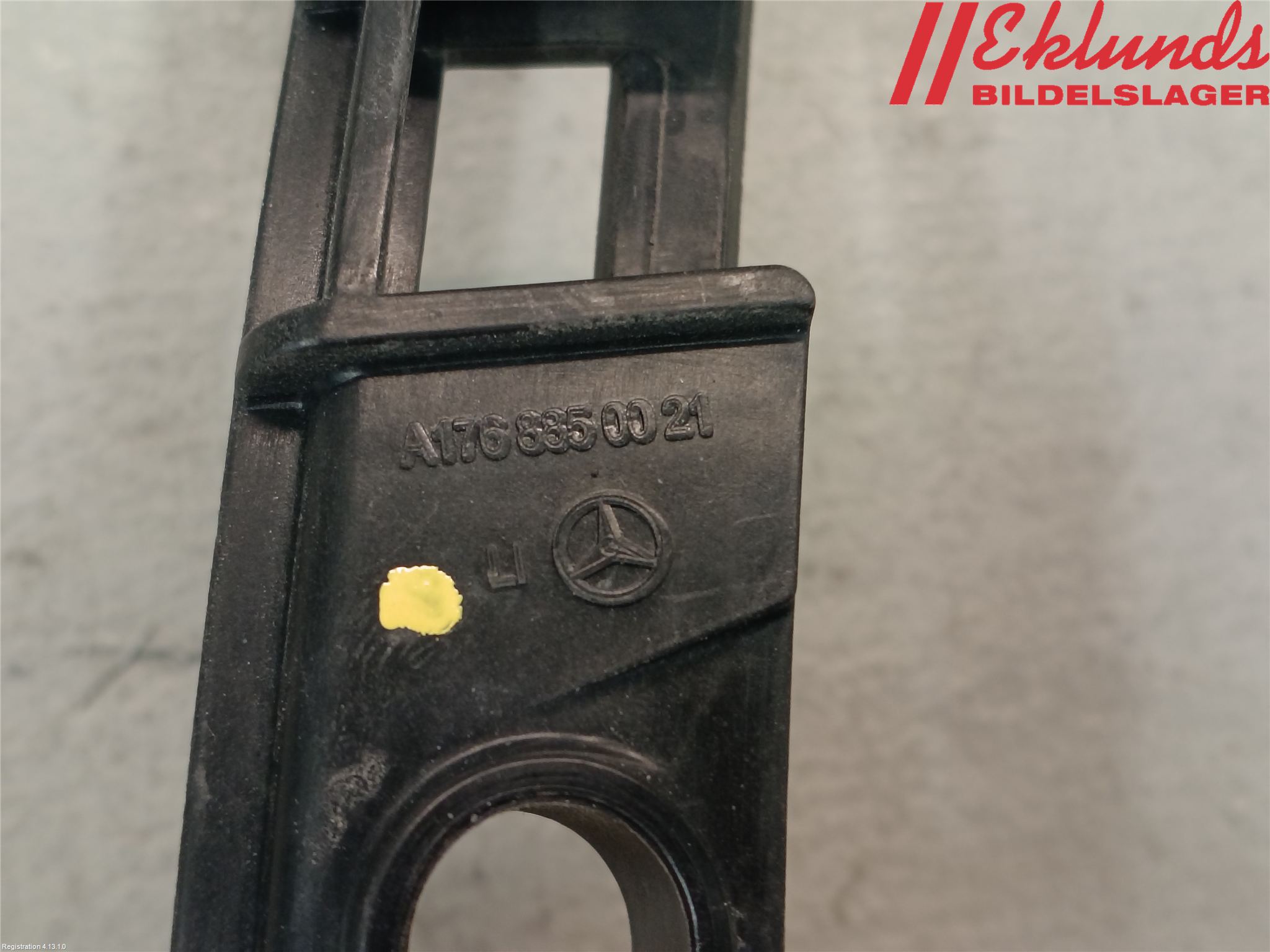 Mercedes-Benz MB A-KLASS (W176) 13-18 Stötfångarfäste Bak Vä