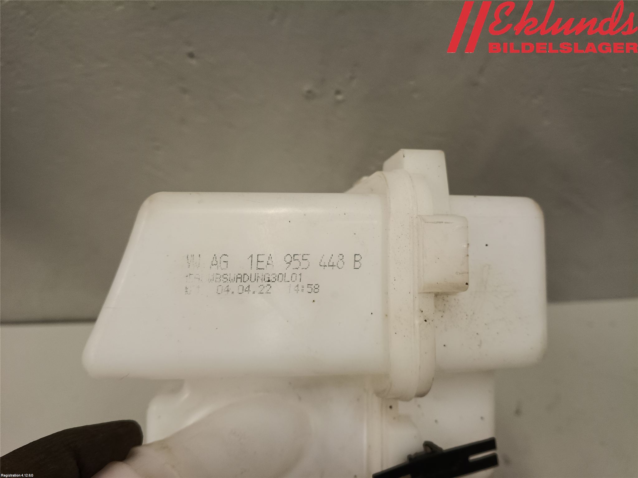 Volkswagen VW ID.4 21- Spolartank Vindruta
