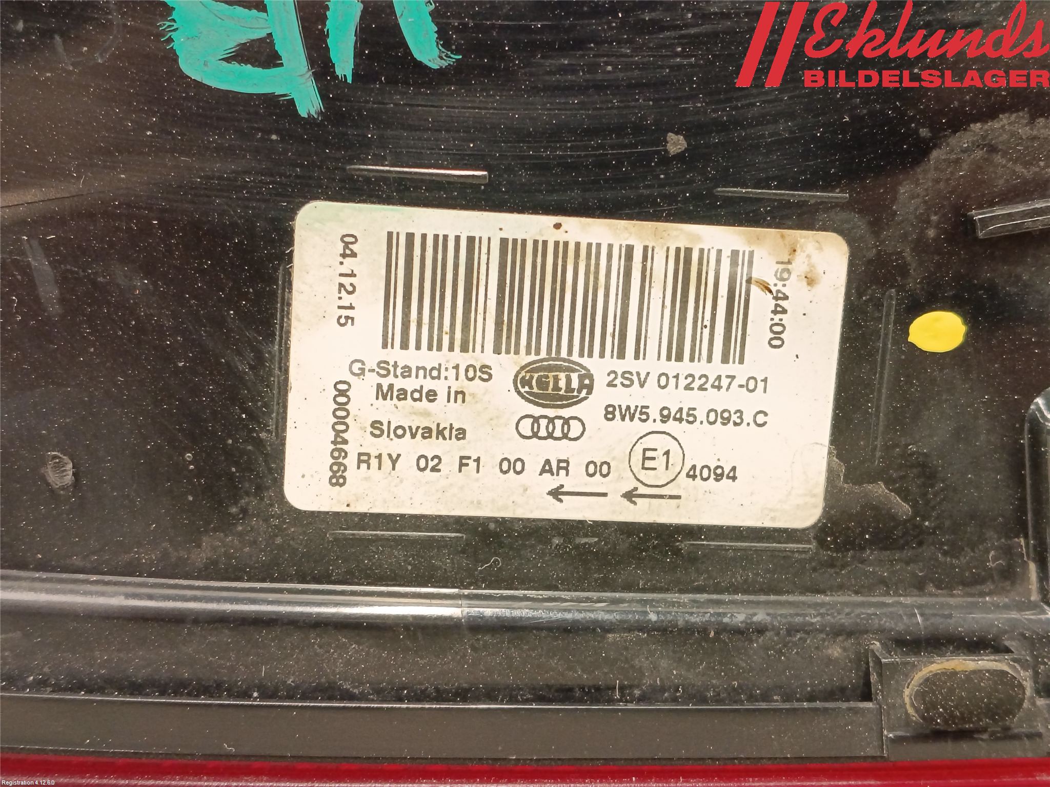 Audi A4/S4 B9 16-19 Bakljus Lucka Vä