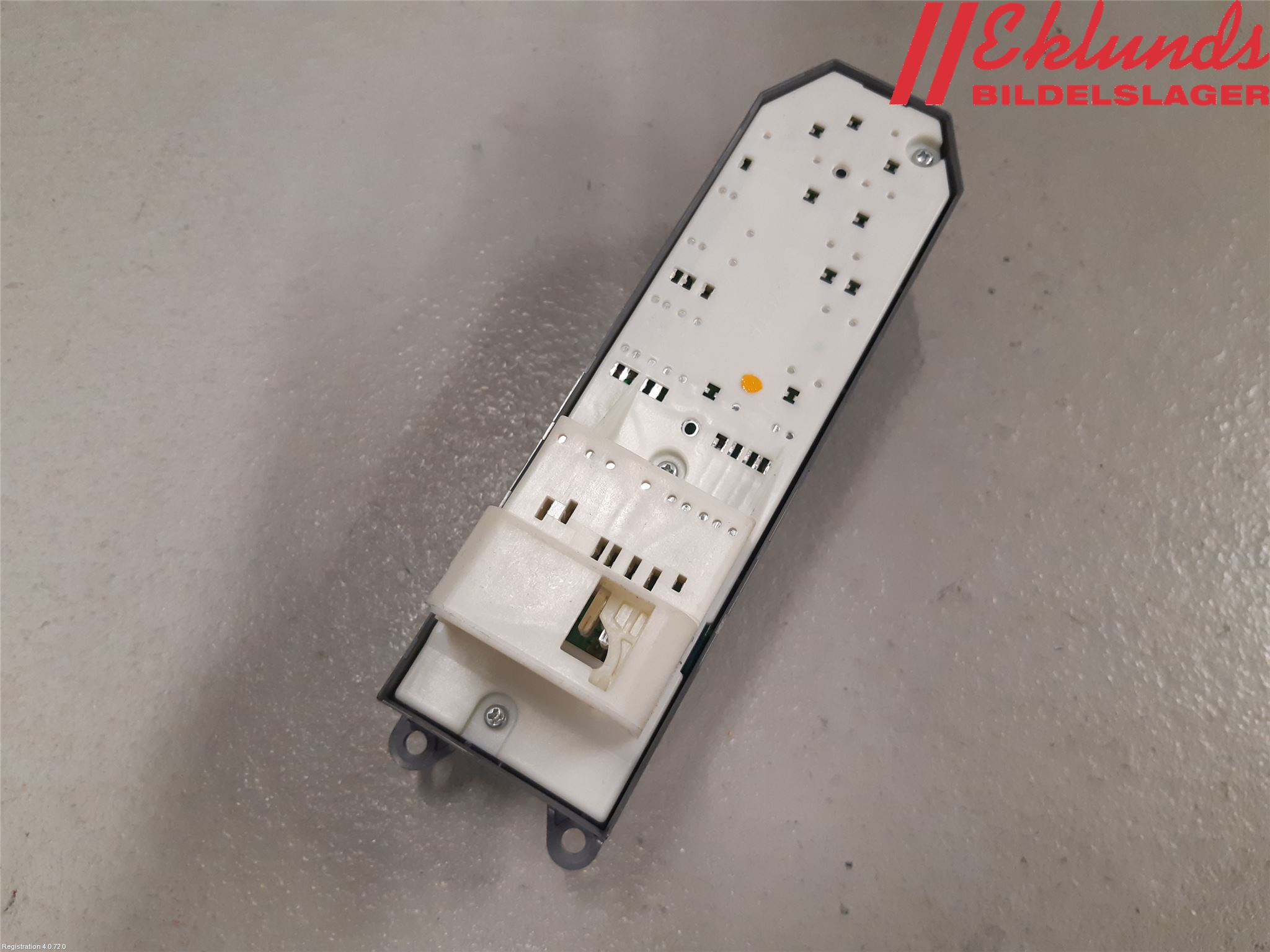 Toyota RAV4 13-18 Strömställare Elhiss