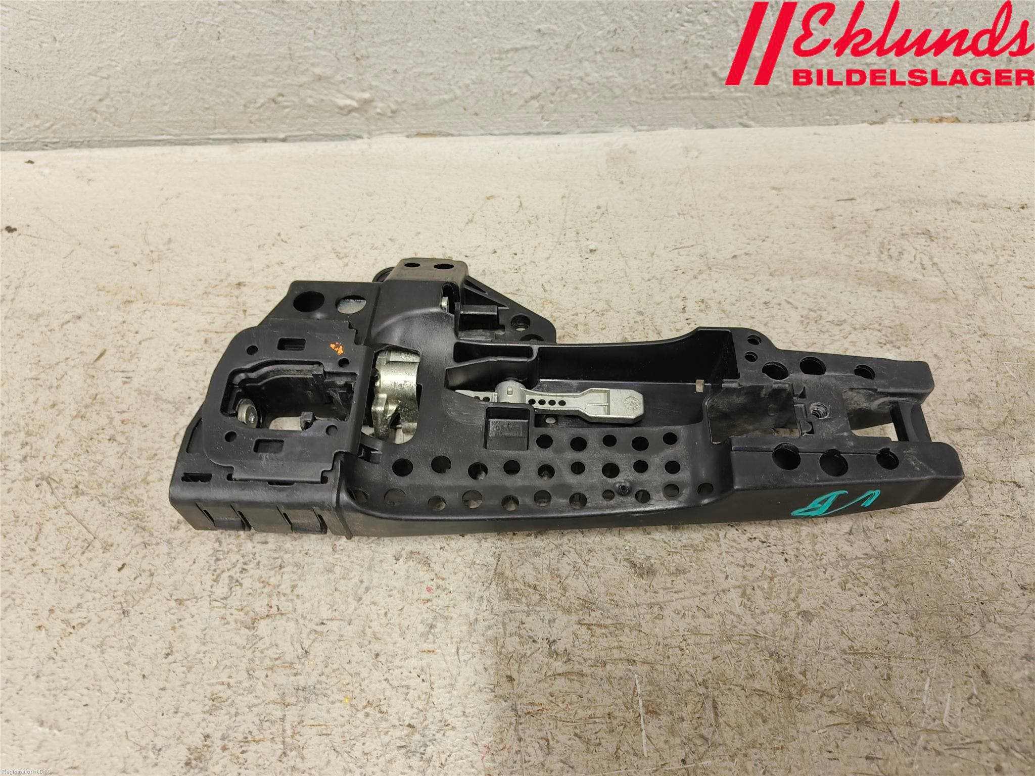 Audi A4 12-15 Dörrhandtag Yttre Vä