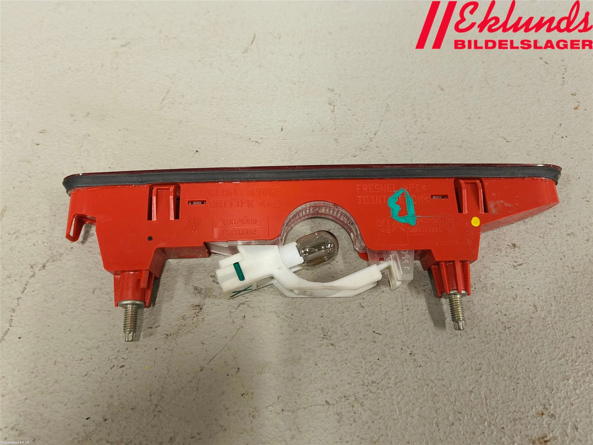 Citroen BERLINGO 08-18 Bromsljus Bakruta