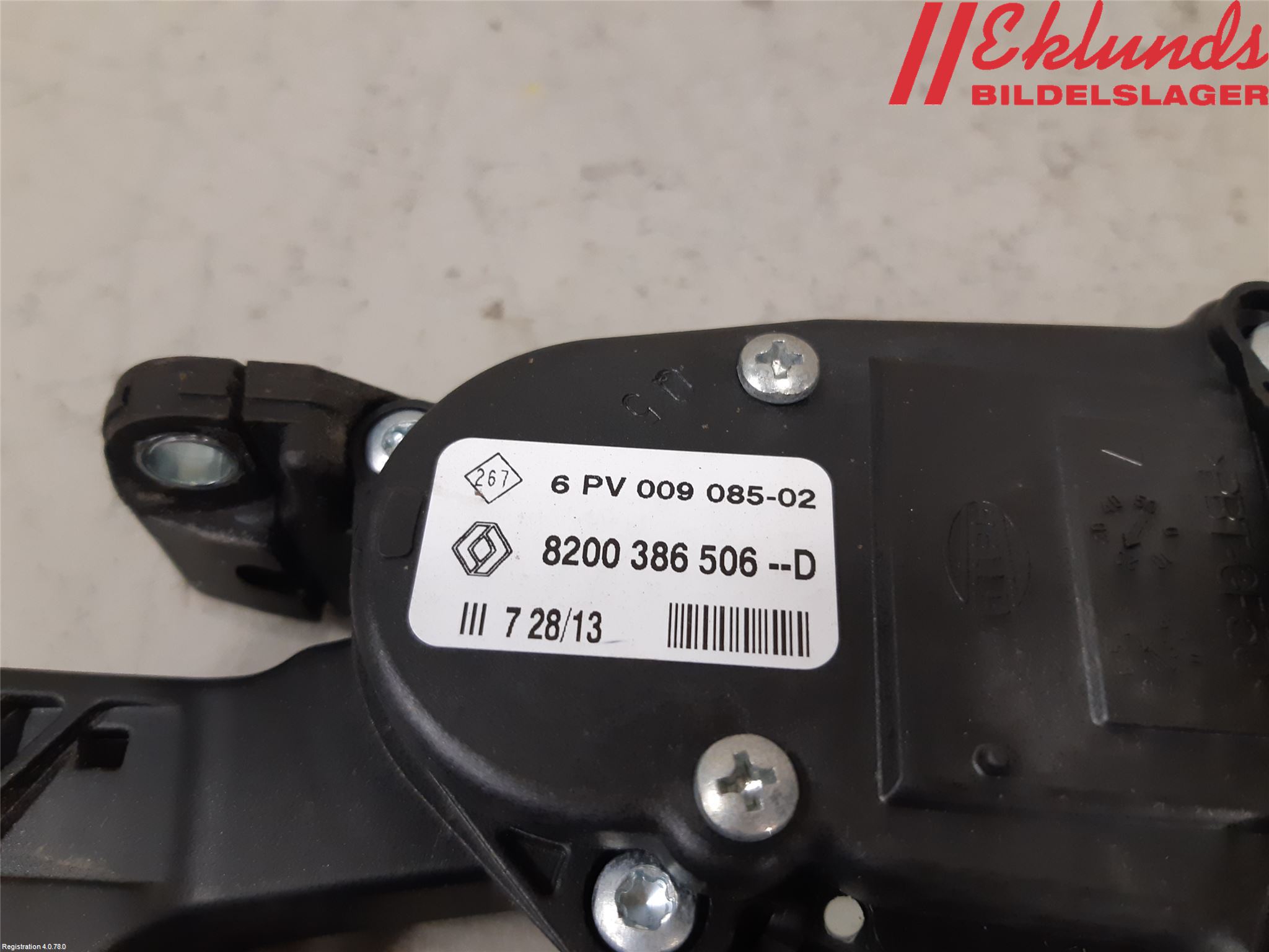 Dacia DUSTER 10-17 Gaspedal