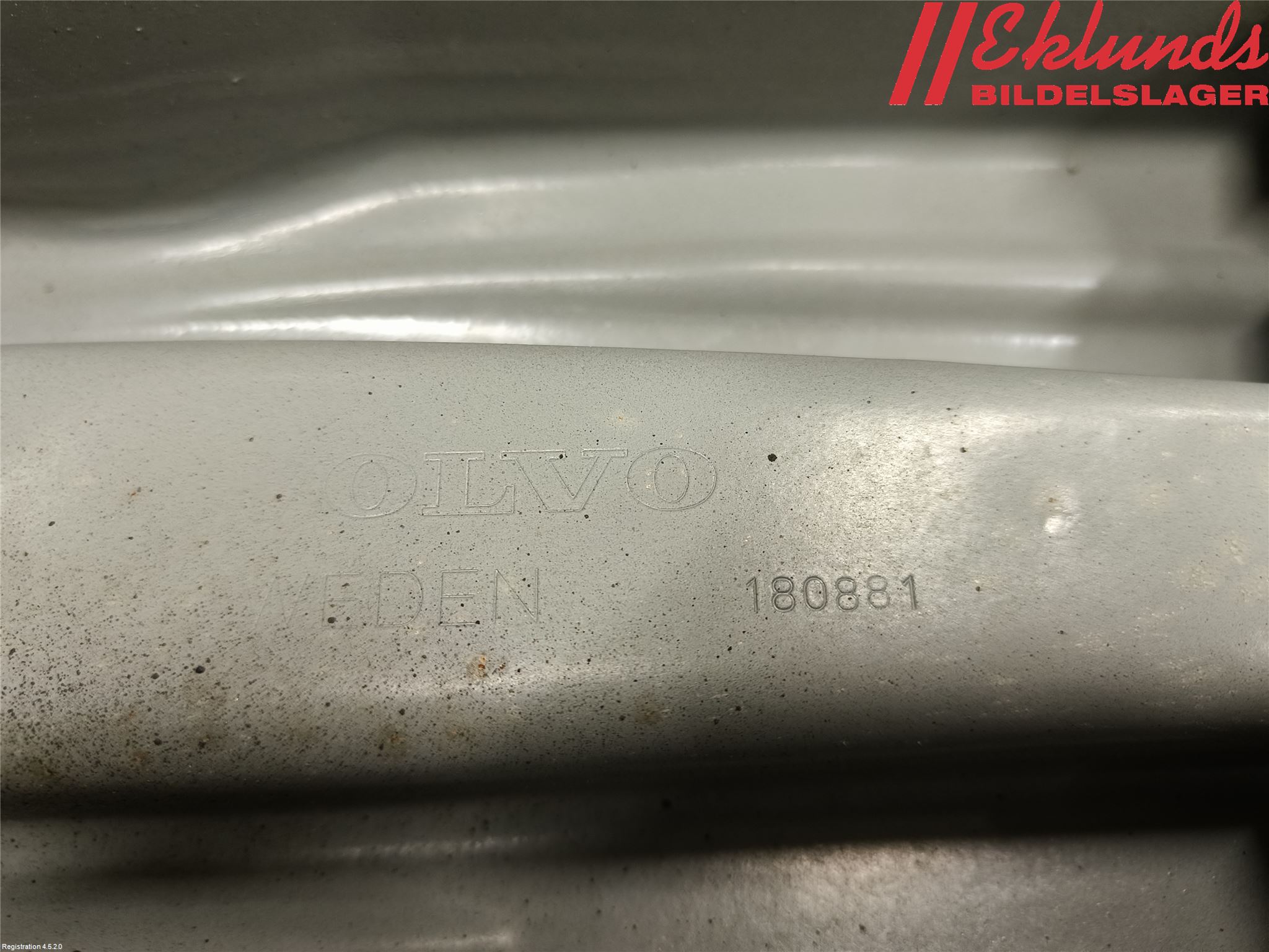 Volvo V40 12-19 Stötfångarbalk Bak