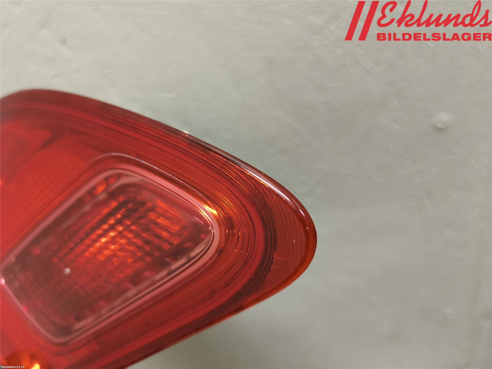 Opel ASTRA J 10-15 Bakljus Lucka Vä