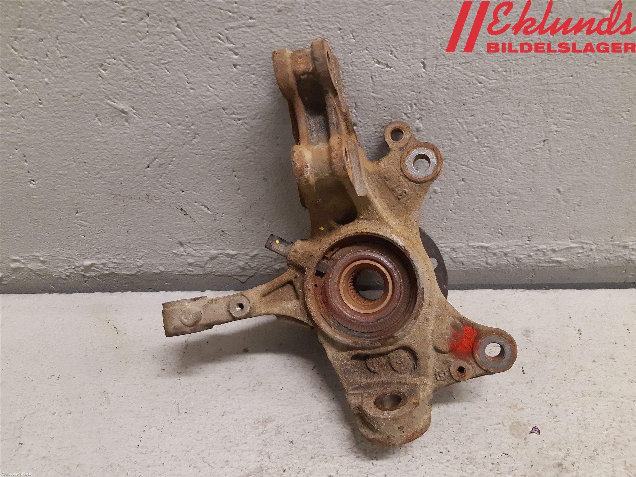 Peugeot PARTNER/E-PARTNER 19- Styrspindel Lagerhus Vä