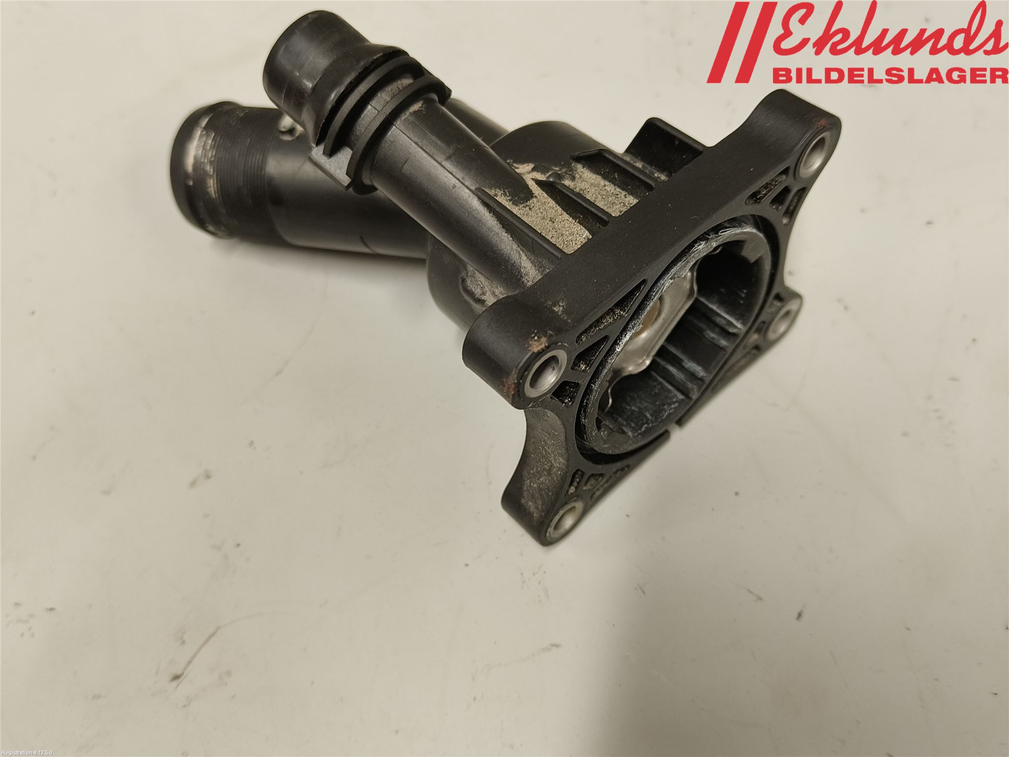 Volvo V60 CROSS COUNTRY 19- Termostathus-Lock